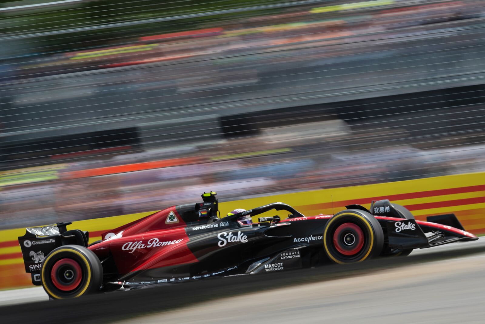 2023-canadian-gp-alfaromeo 09