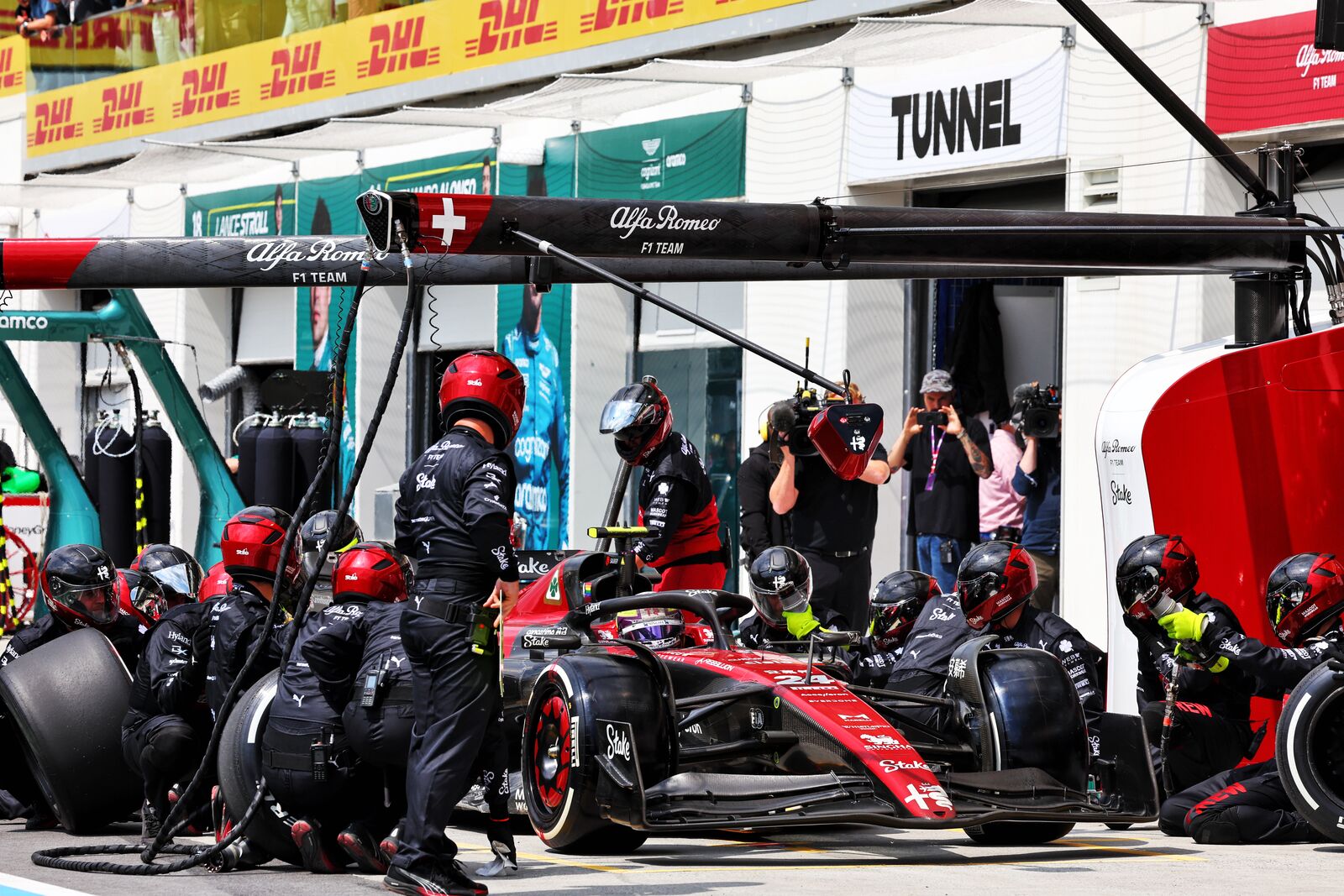 2023-canadian-gp-alfaromeo 11
