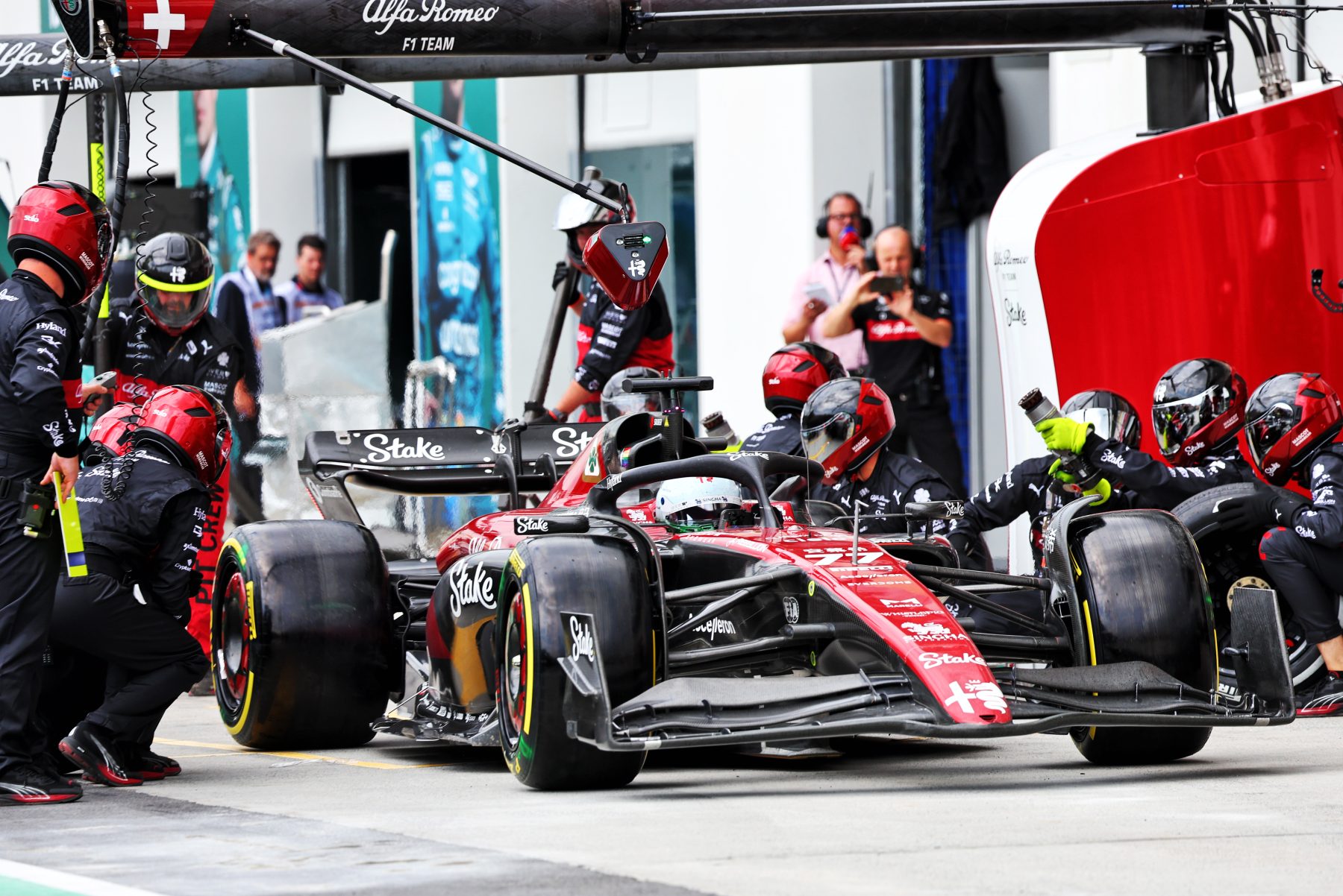 2023-canadian-gp-alfaromeo
