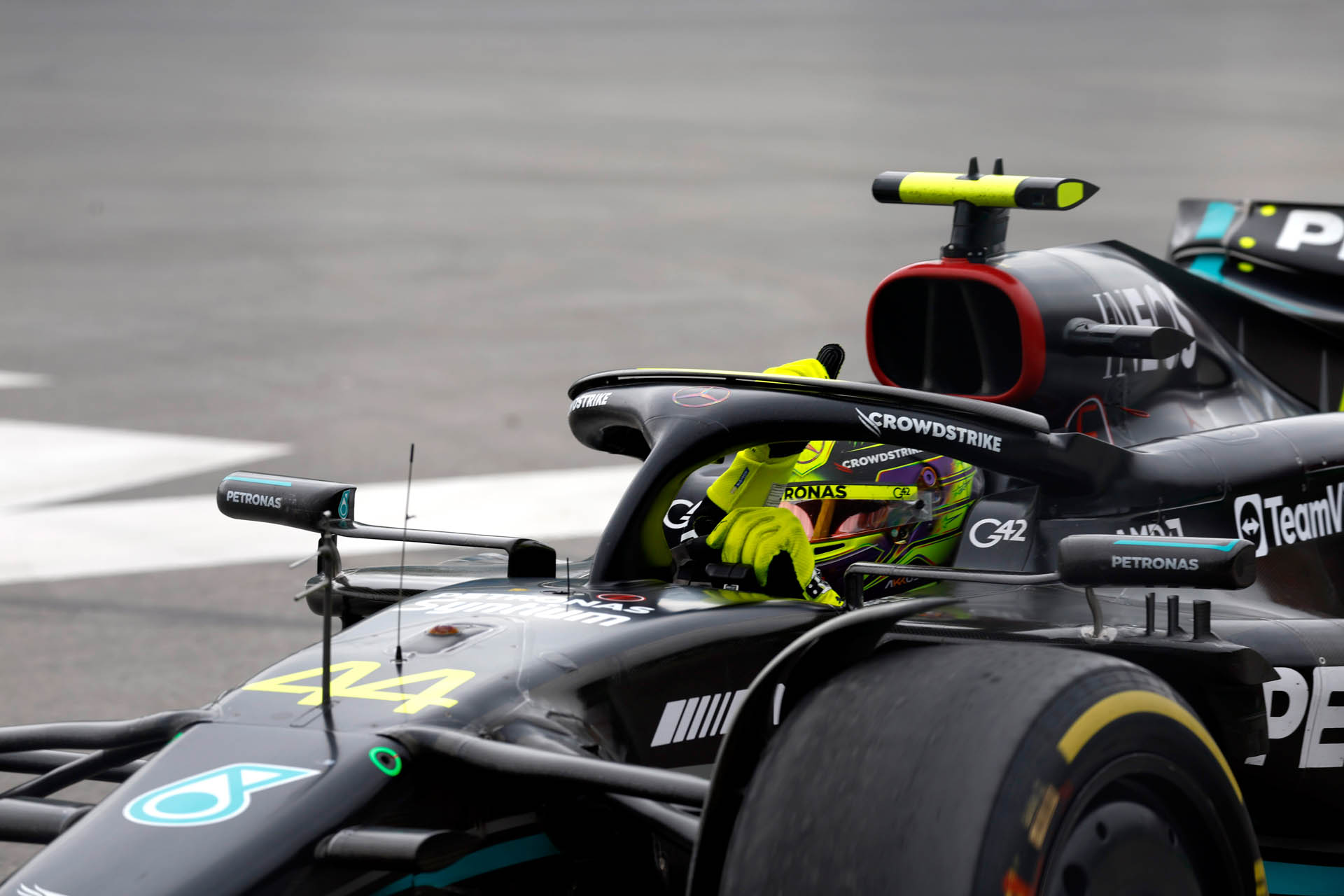 2023-canadian-gp-mercedes 02