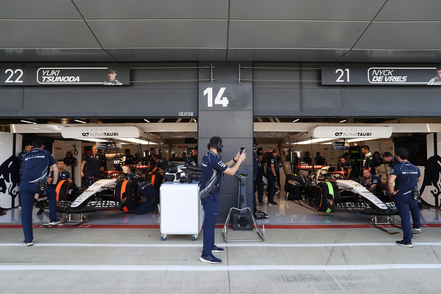 2023 F1 Silverstone - AlphaTauri 04