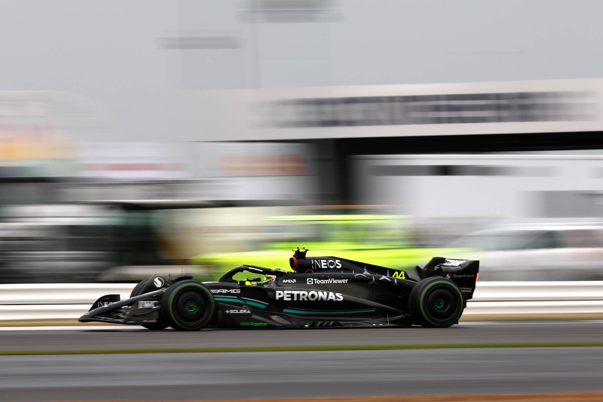 2023 F1 Silverstone - Mercedes - szombat01