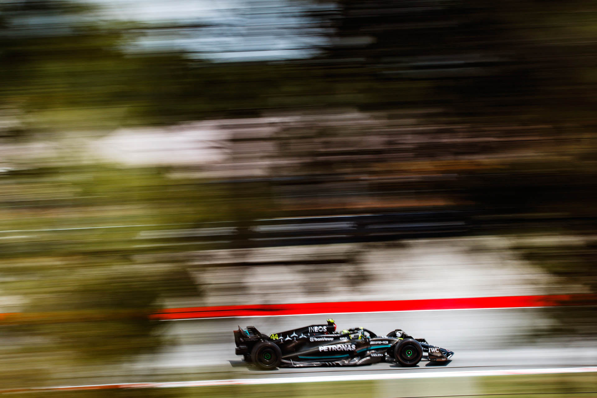 mercedesbarcelona02