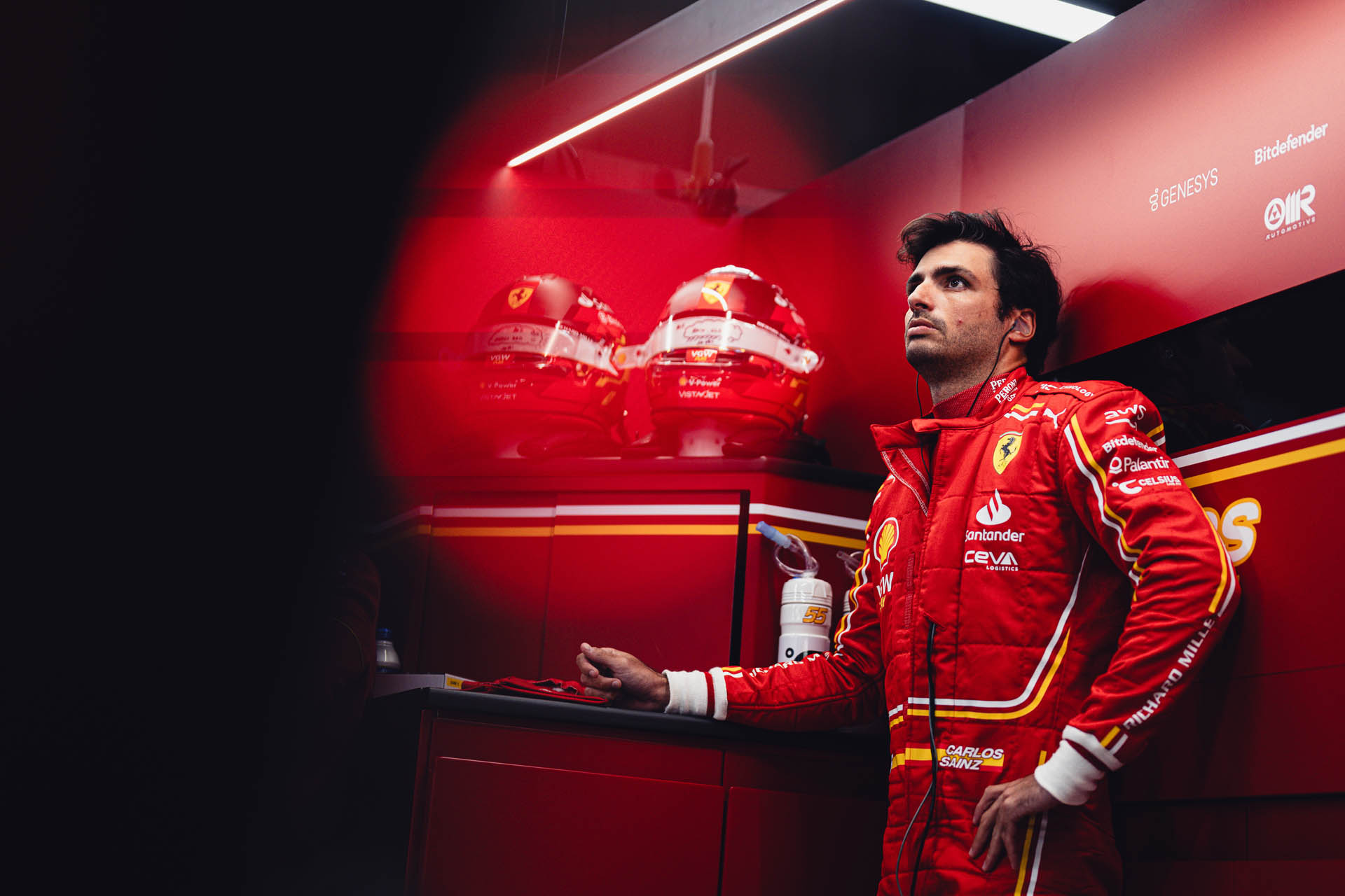 240033-scuderia-ferrari-japanese-gp-friday 8f232586-a31b-419a-a69e-3ec5f29c00e5