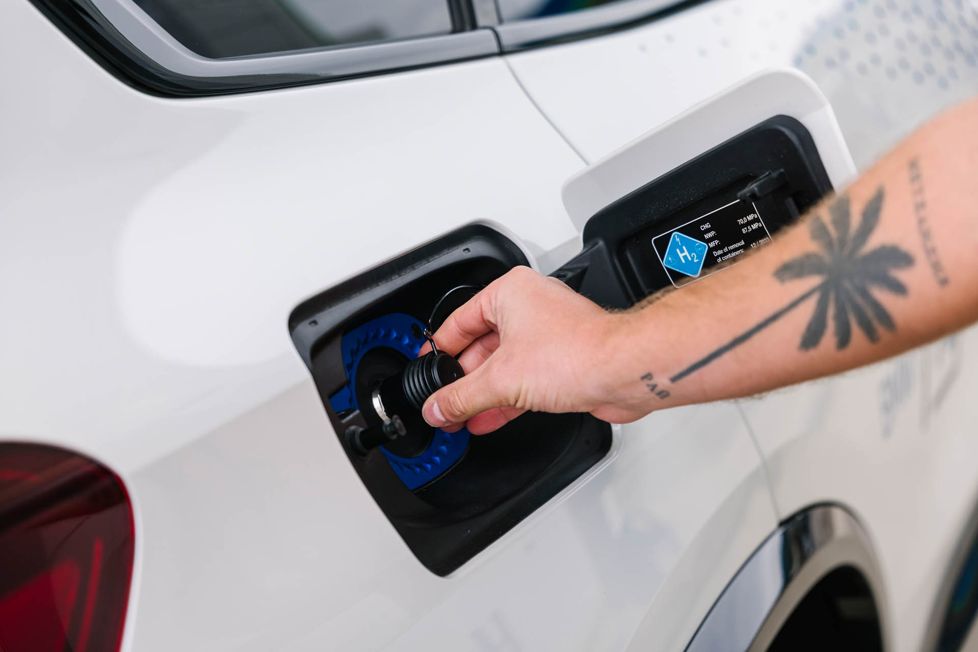 bmw-ix5-hydrogen-in-austria 12