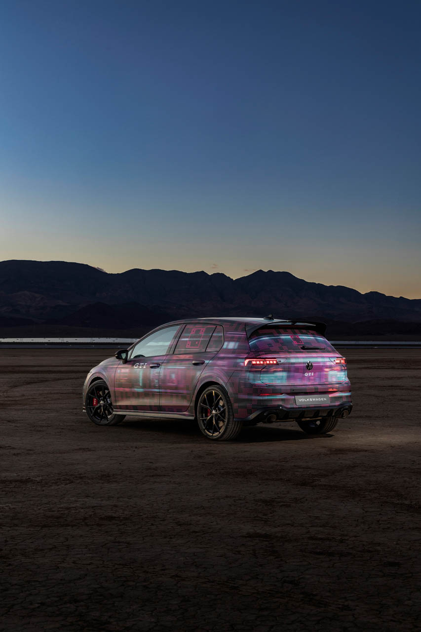 Volkswagen Golf GTI at CES 13