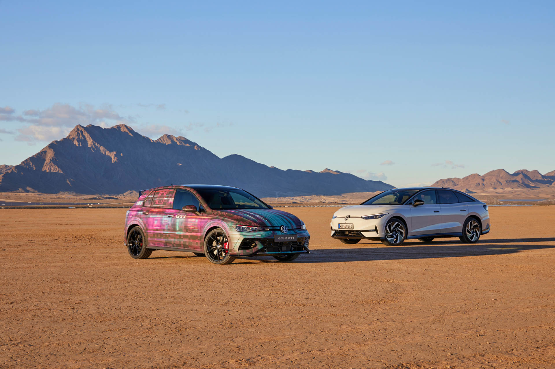 Volkswagen Golf GTI at CES 15