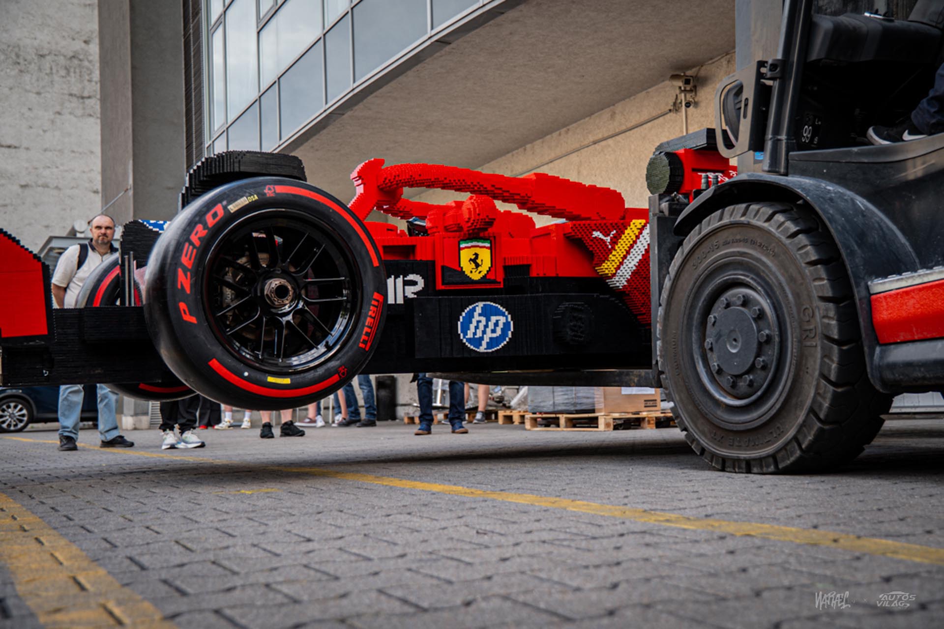 HB PHOTO LEGO Ferrari 260709-8