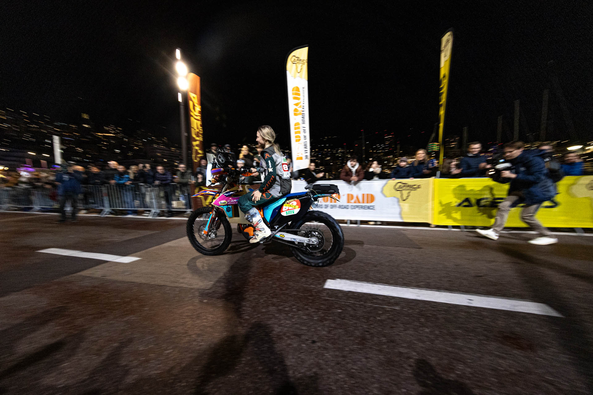 241228 BuitenhuisTim RallyTracks AER Startpodium PDX36694