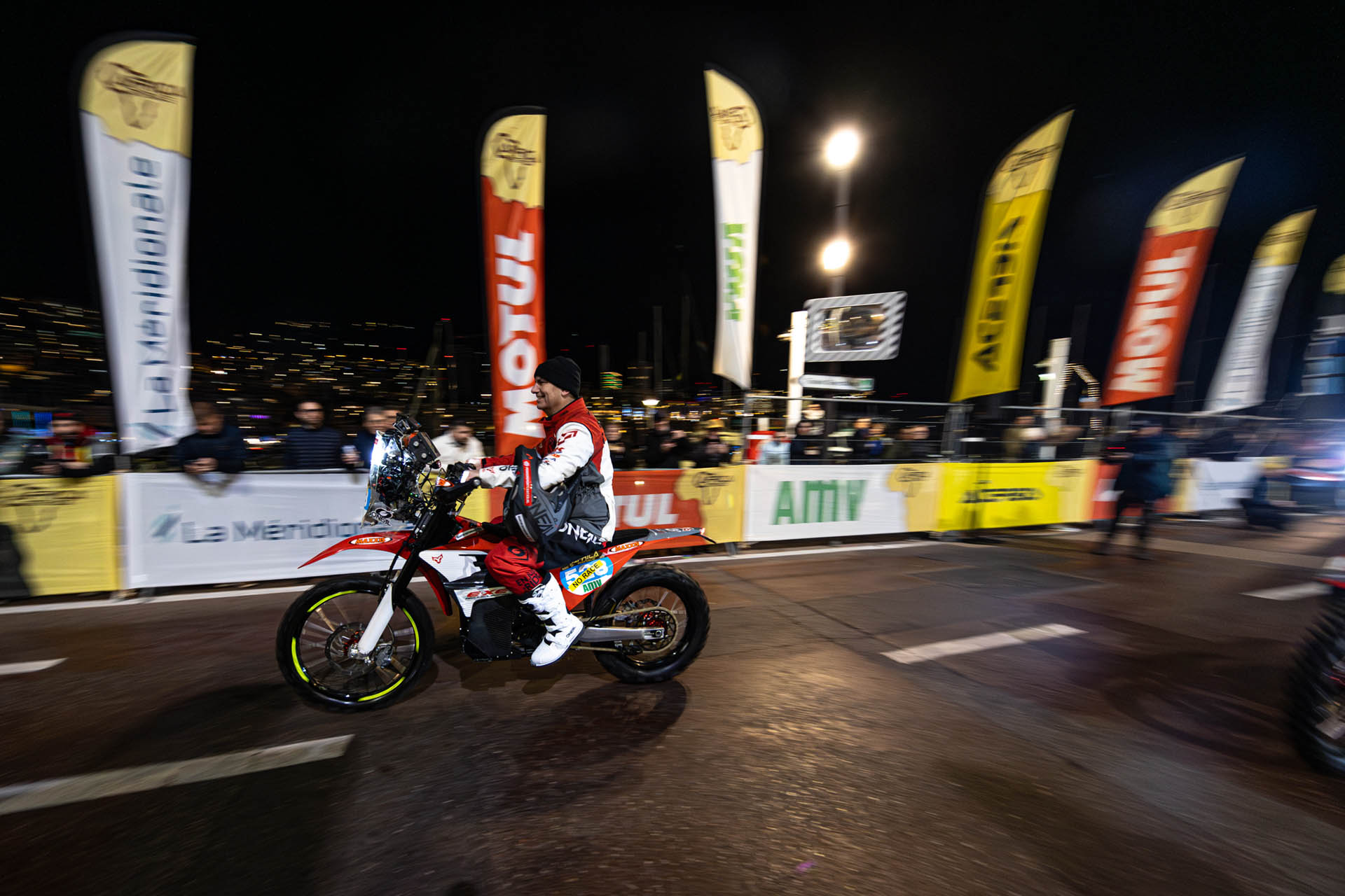 241228 BuitenhuisTim RallyTracks AER Startpodium PDX37423-Verbeterd-NR