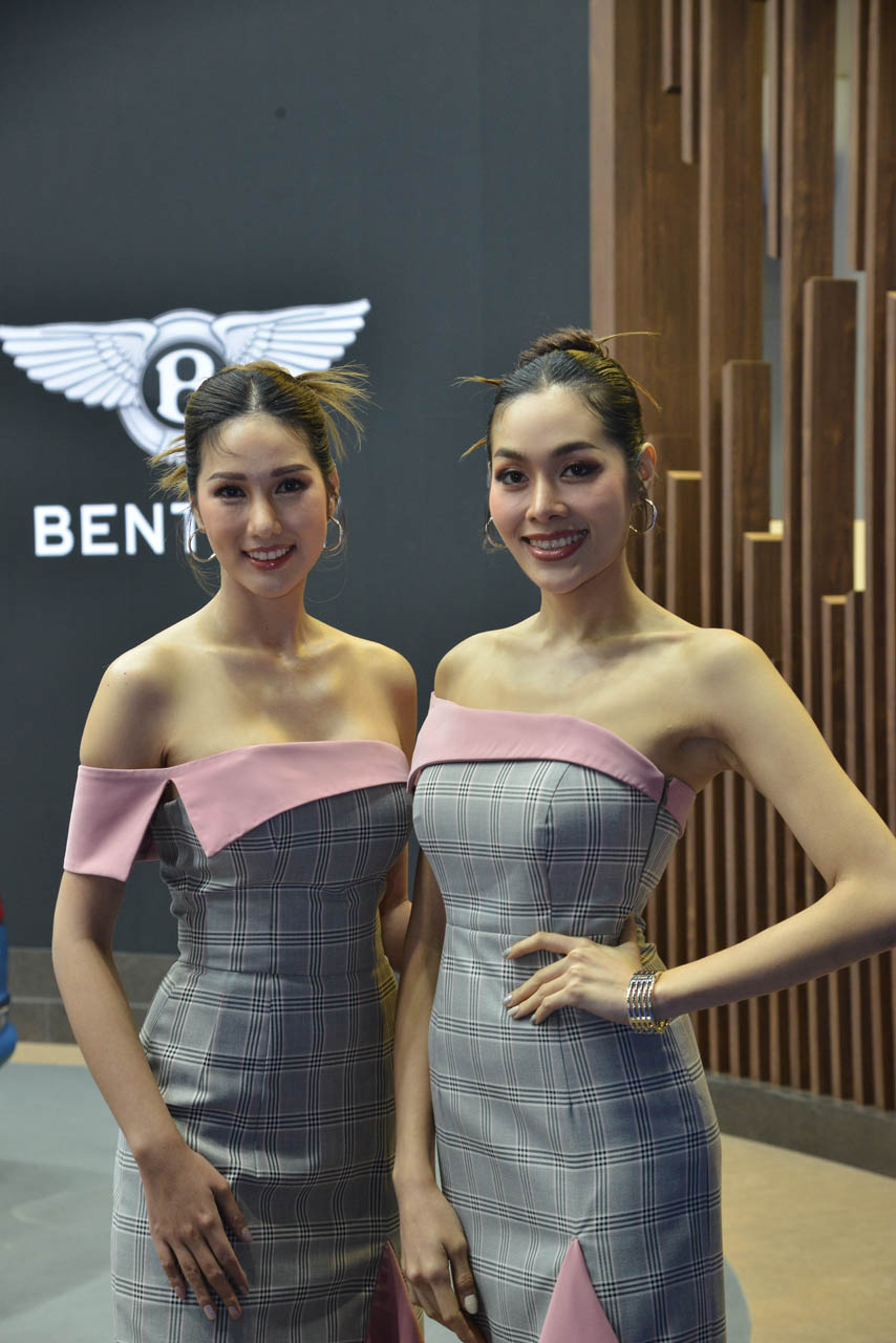 66 03 21 Bentley by  55