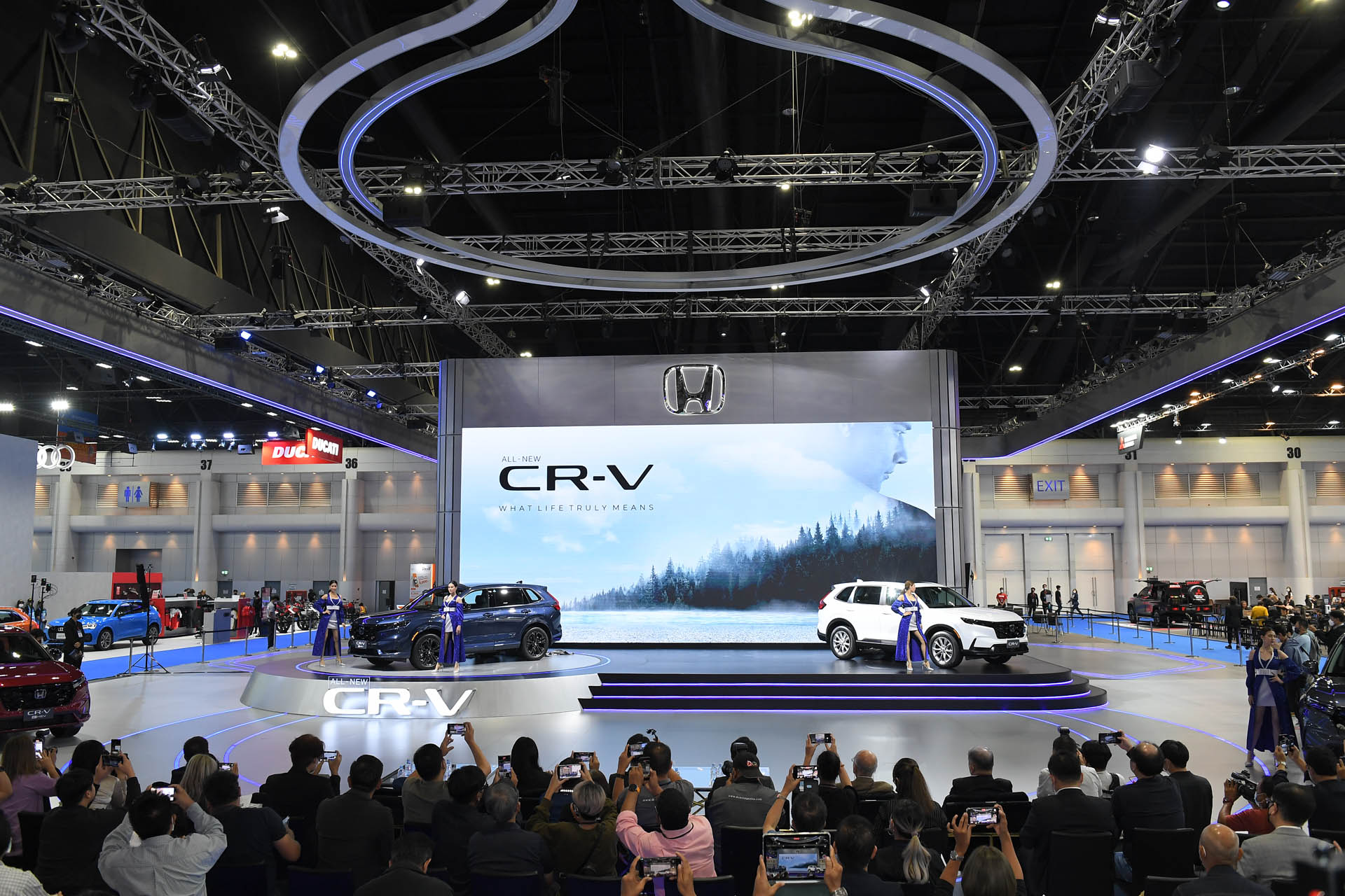 66 03 20  Honda CR V by gigi 35