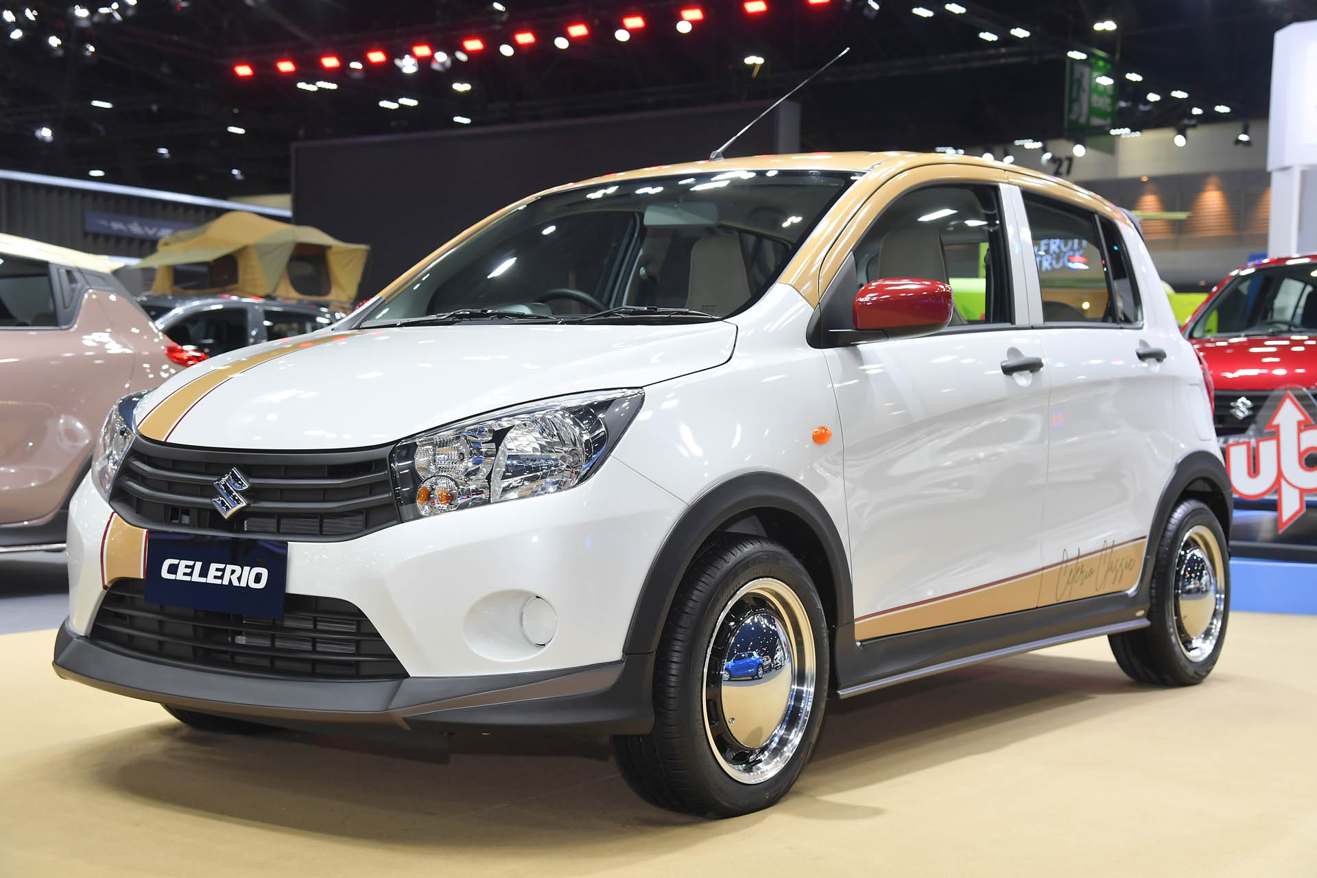 66 03 20 SUZUKI Car 6