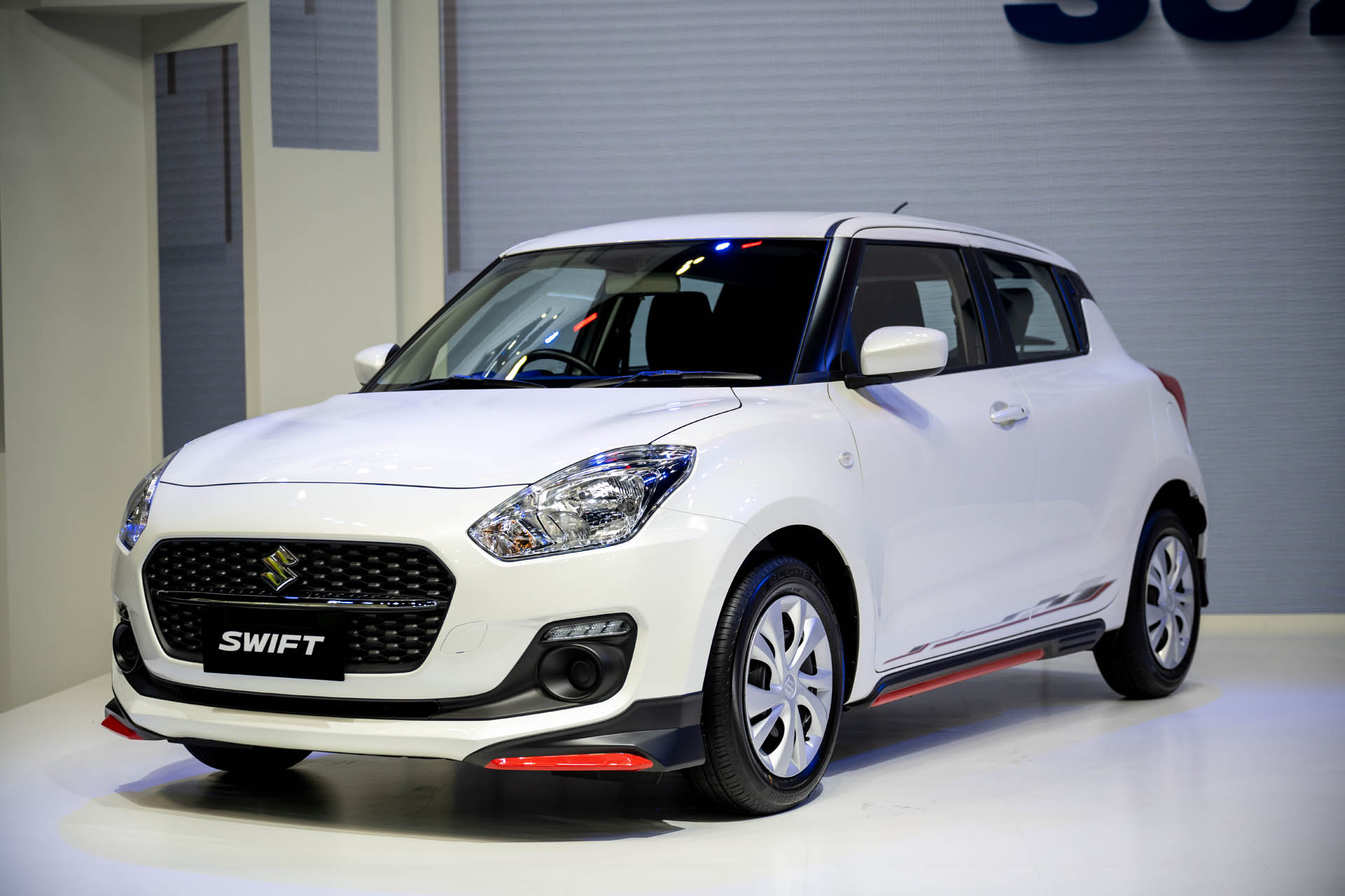 66 03 23 Suzuki Car by Fluke 23