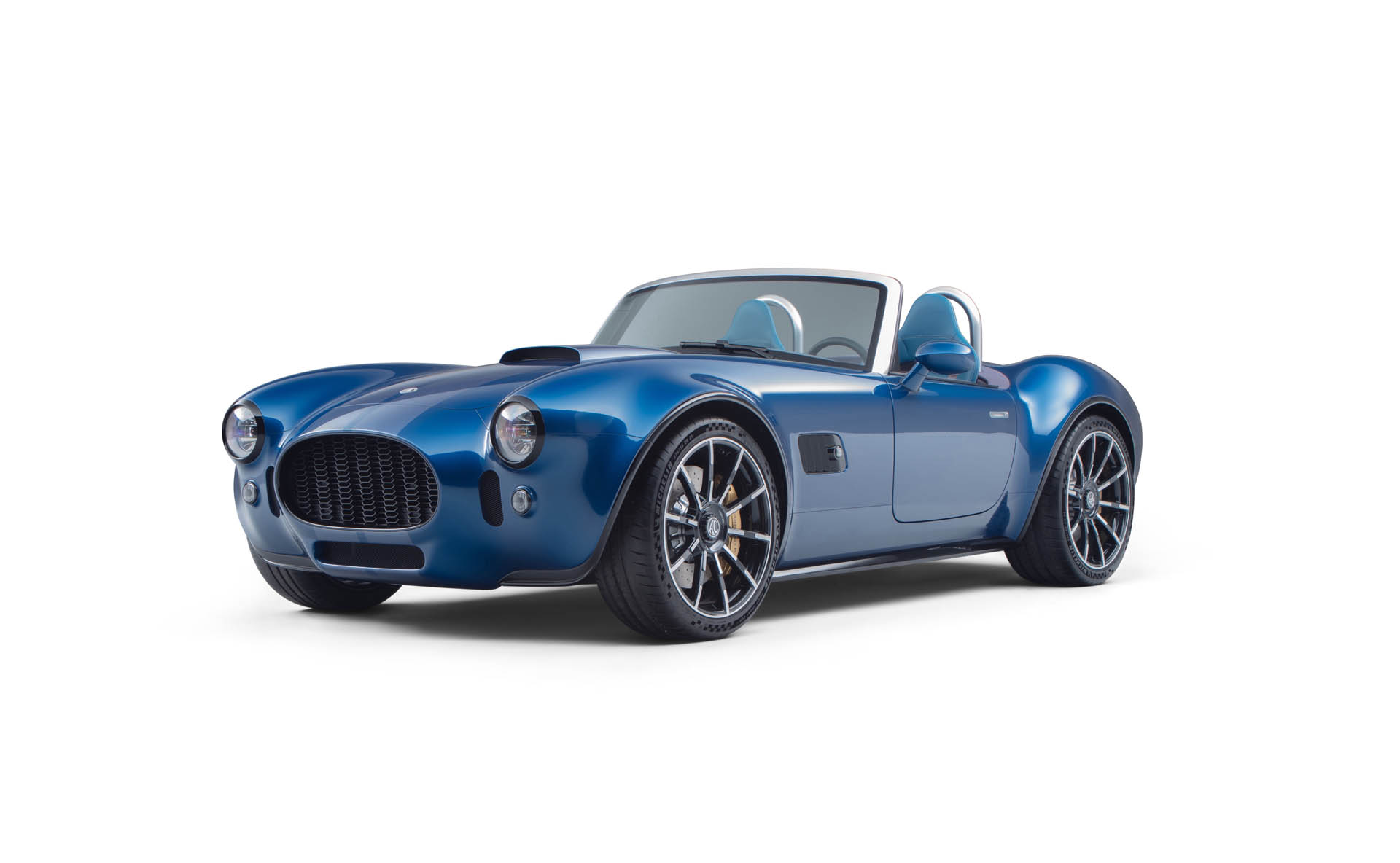 ACCars-ACCobraGTRoadster-studio