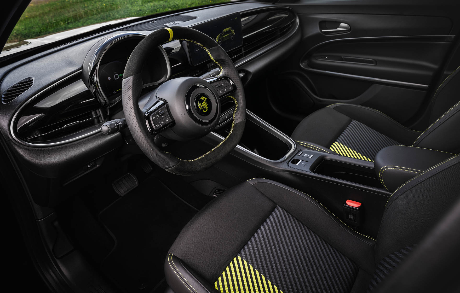 Abarth 600e Turismo 12