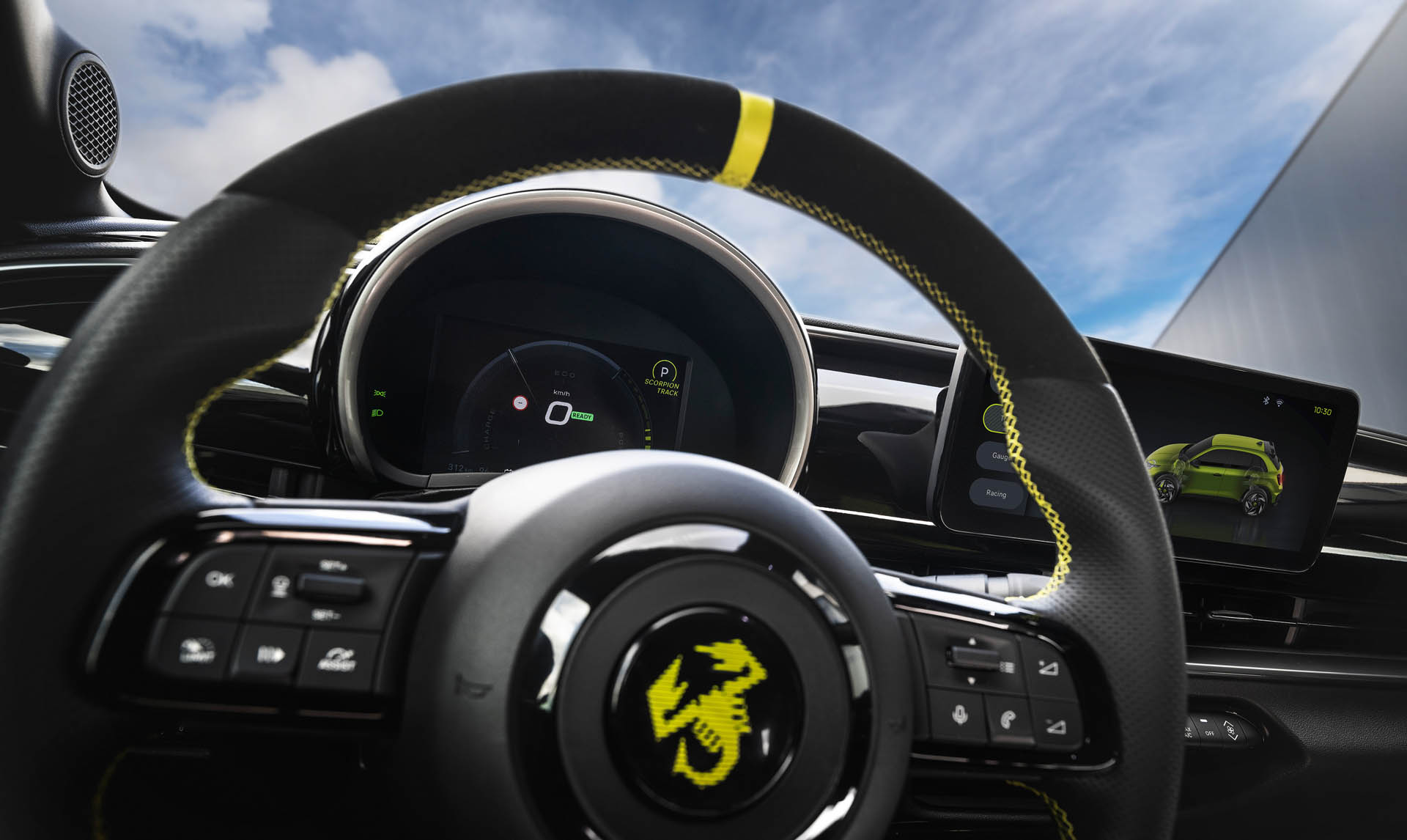 Abarth 600e Turismo 19