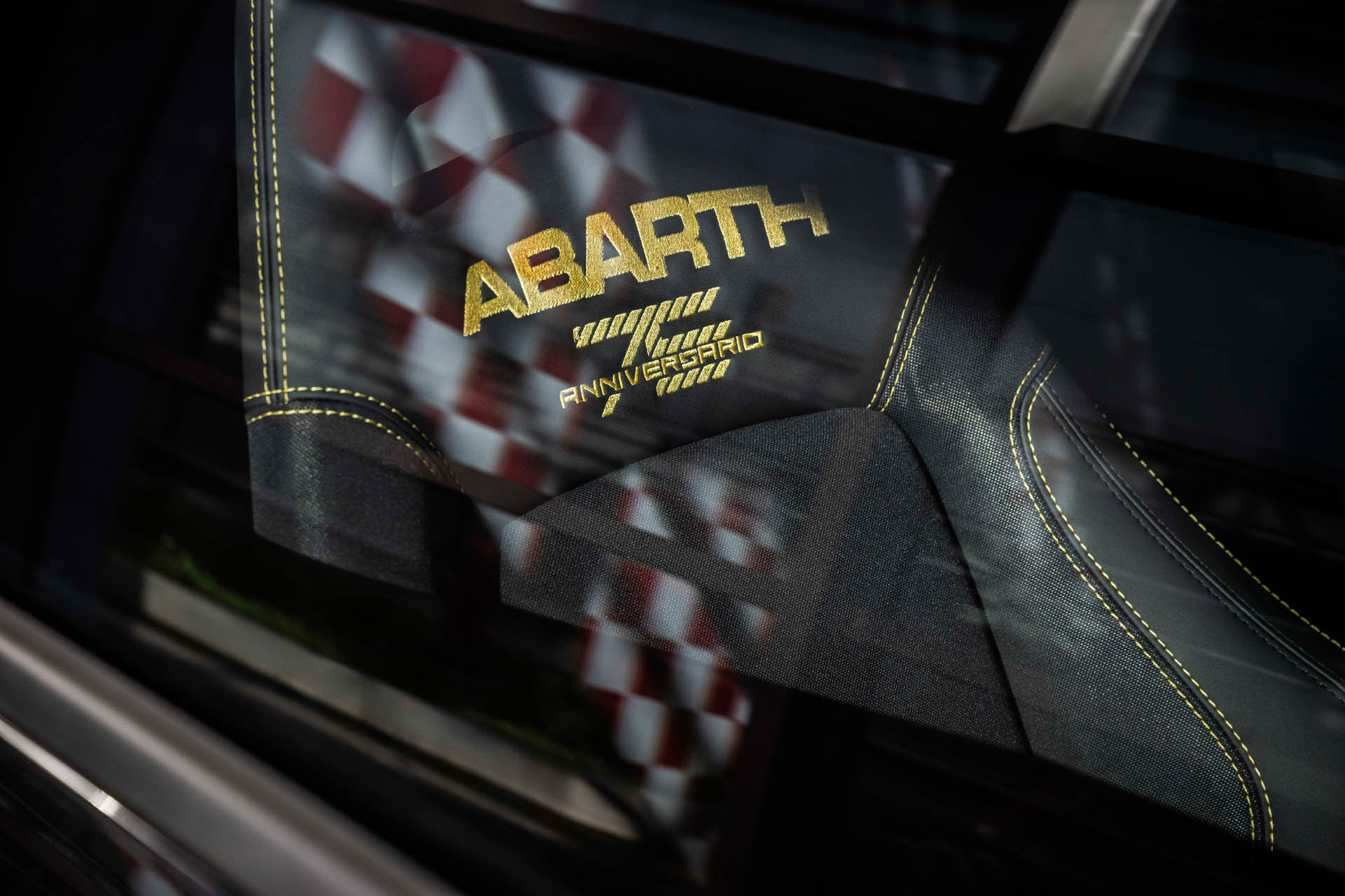 Abarth 75 Anniversario 30