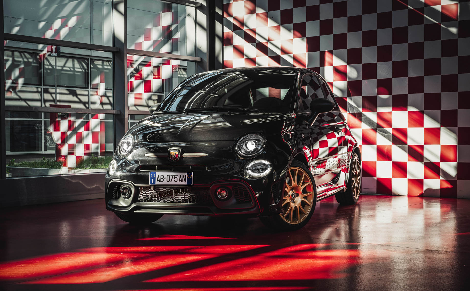 Abarth 75 Anniversario 31