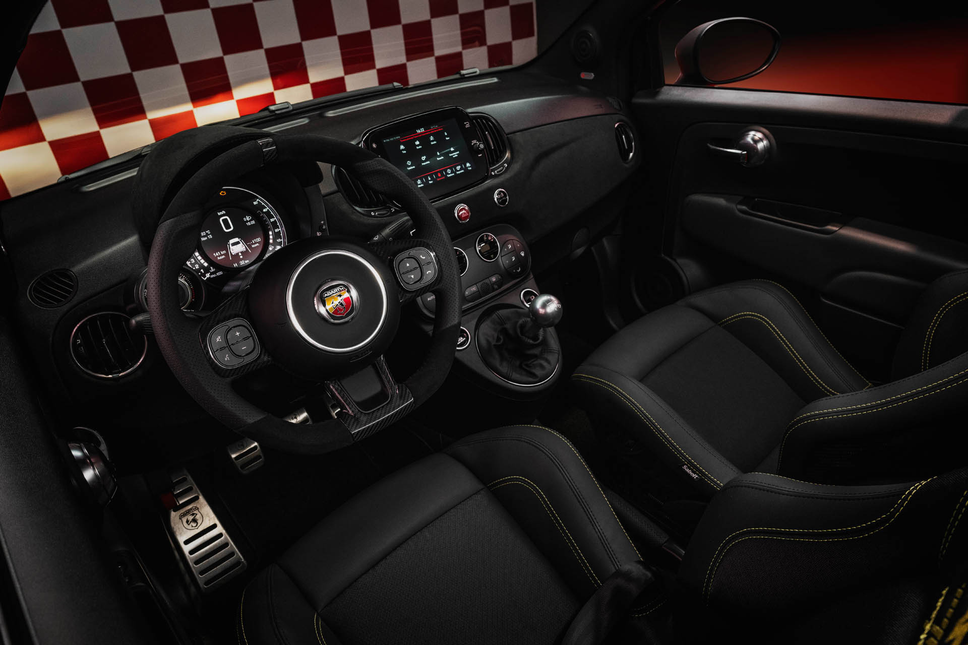 Abarth 75 Anniversario 39