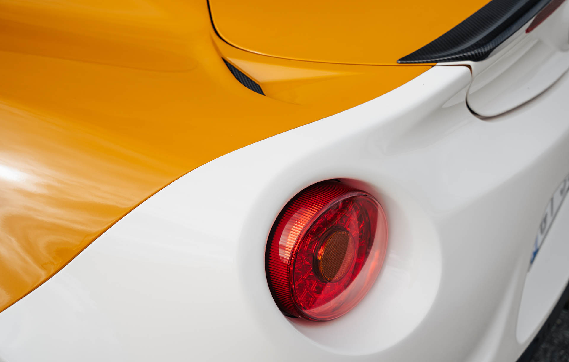 Alfa Romeo 4C Collezione GT NicolaLarini 09
