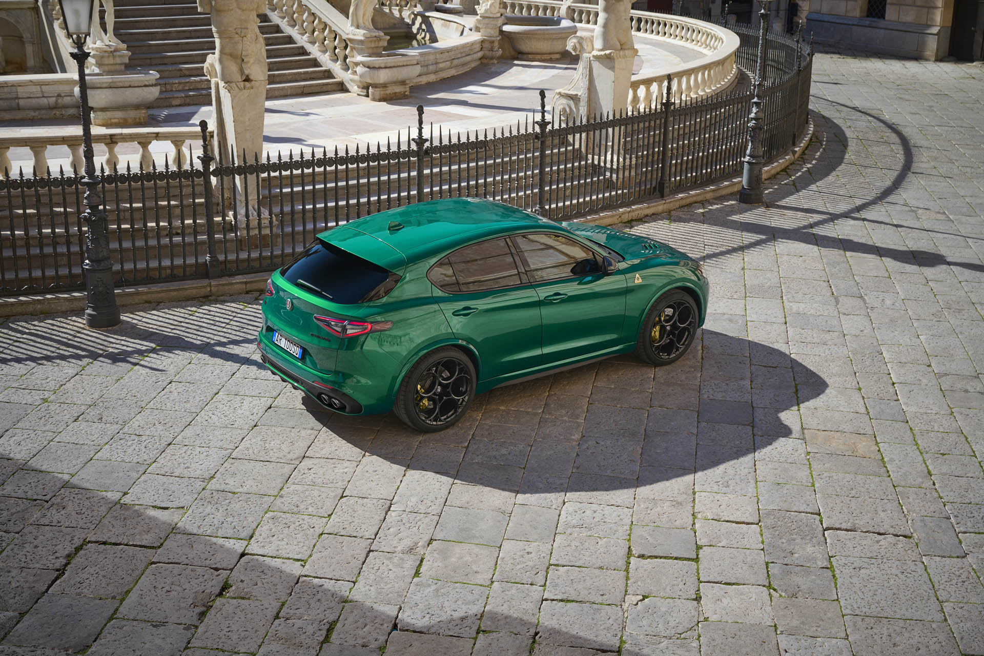 Alfa Romeo Stelvio Q 100 Anniversario 08