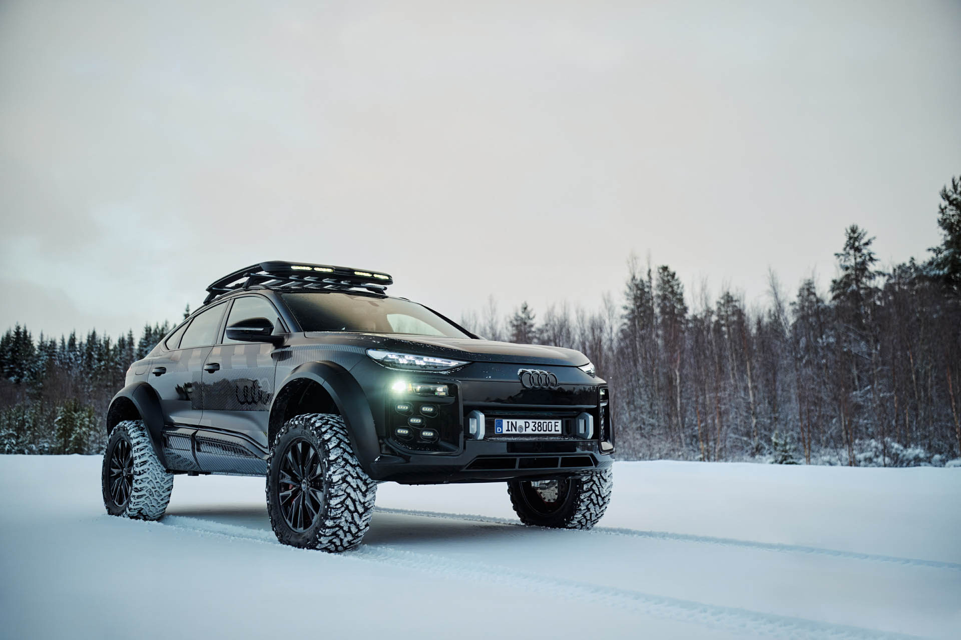 Audi Q6 e-tron offroad concept 04