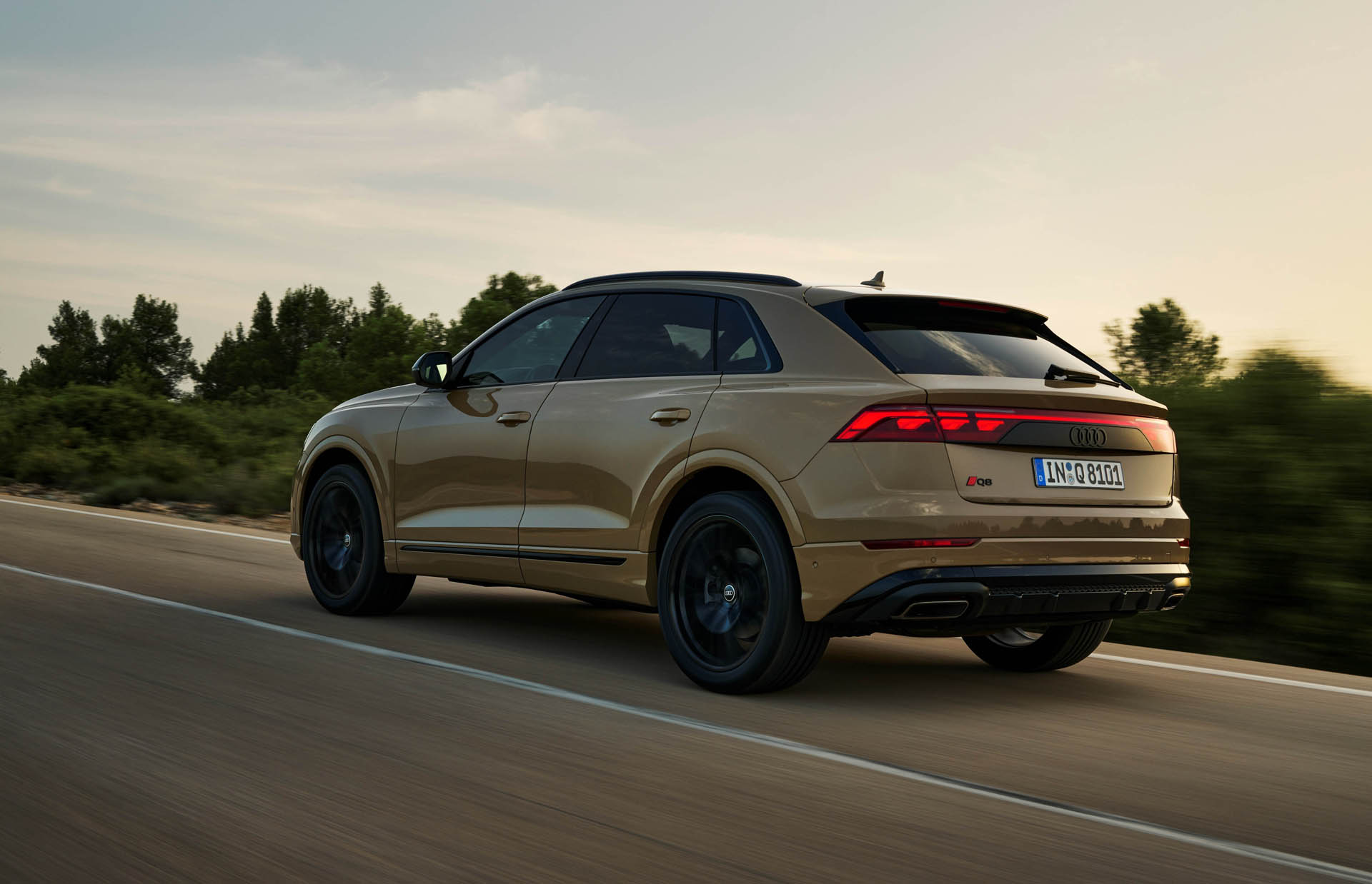 Audi Q8 2023 18