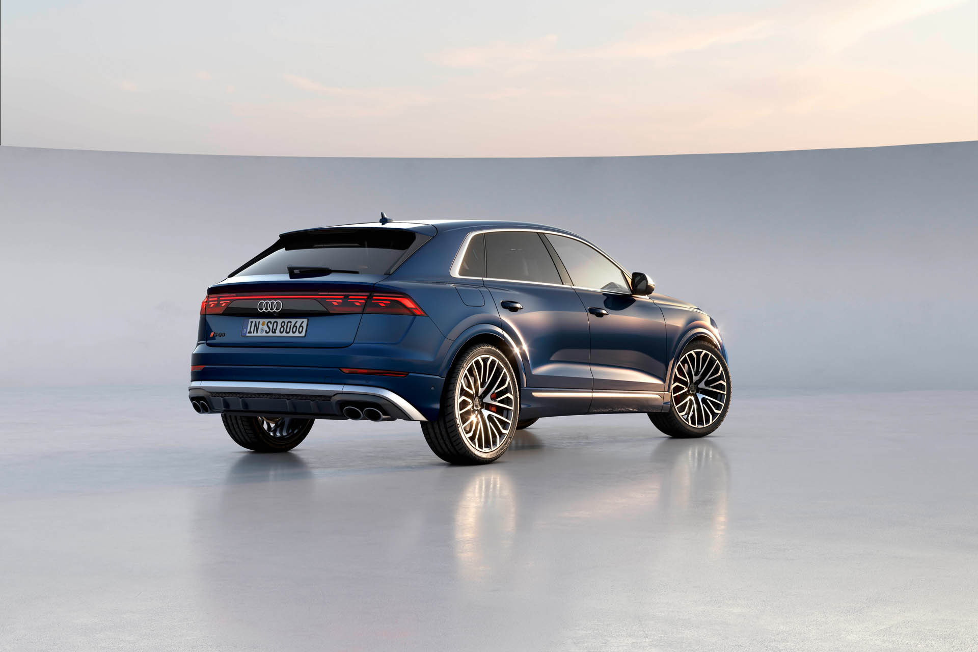 Audi SQ8 2023 11