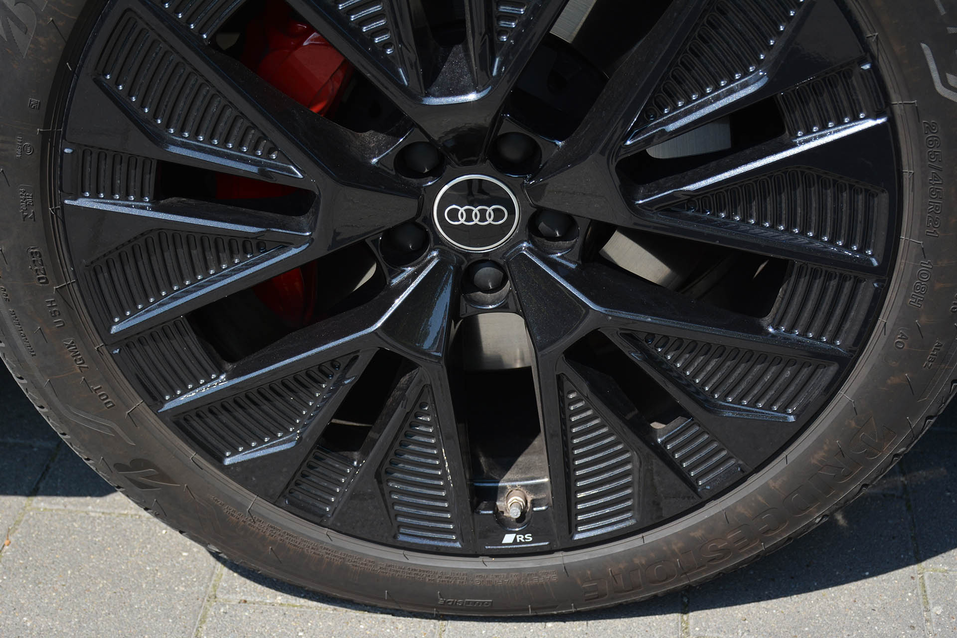 Audi Q8 e-tron S-Line 55 quattro 11