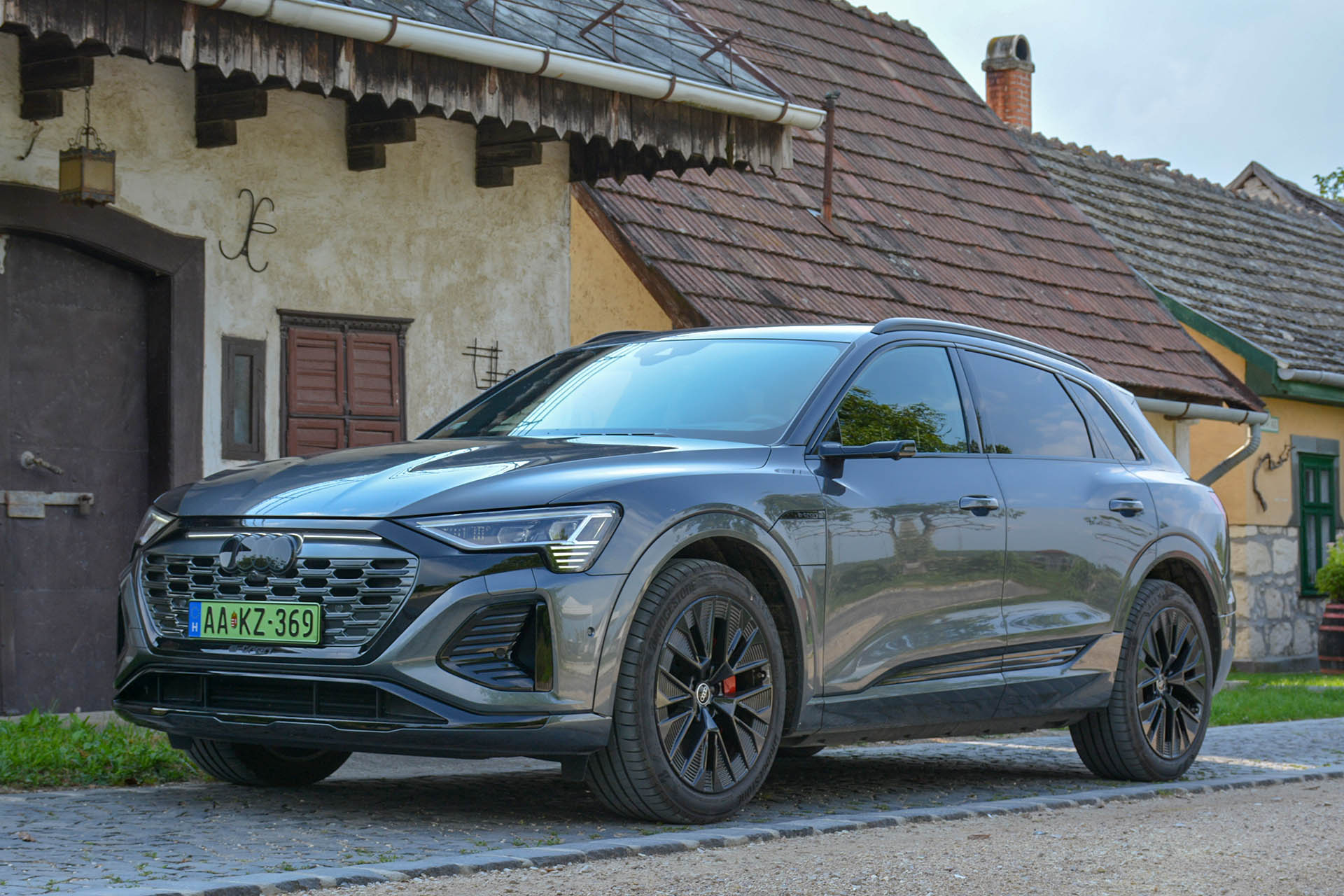 Audi Q8 e-tron S-Line 55 quattro 19