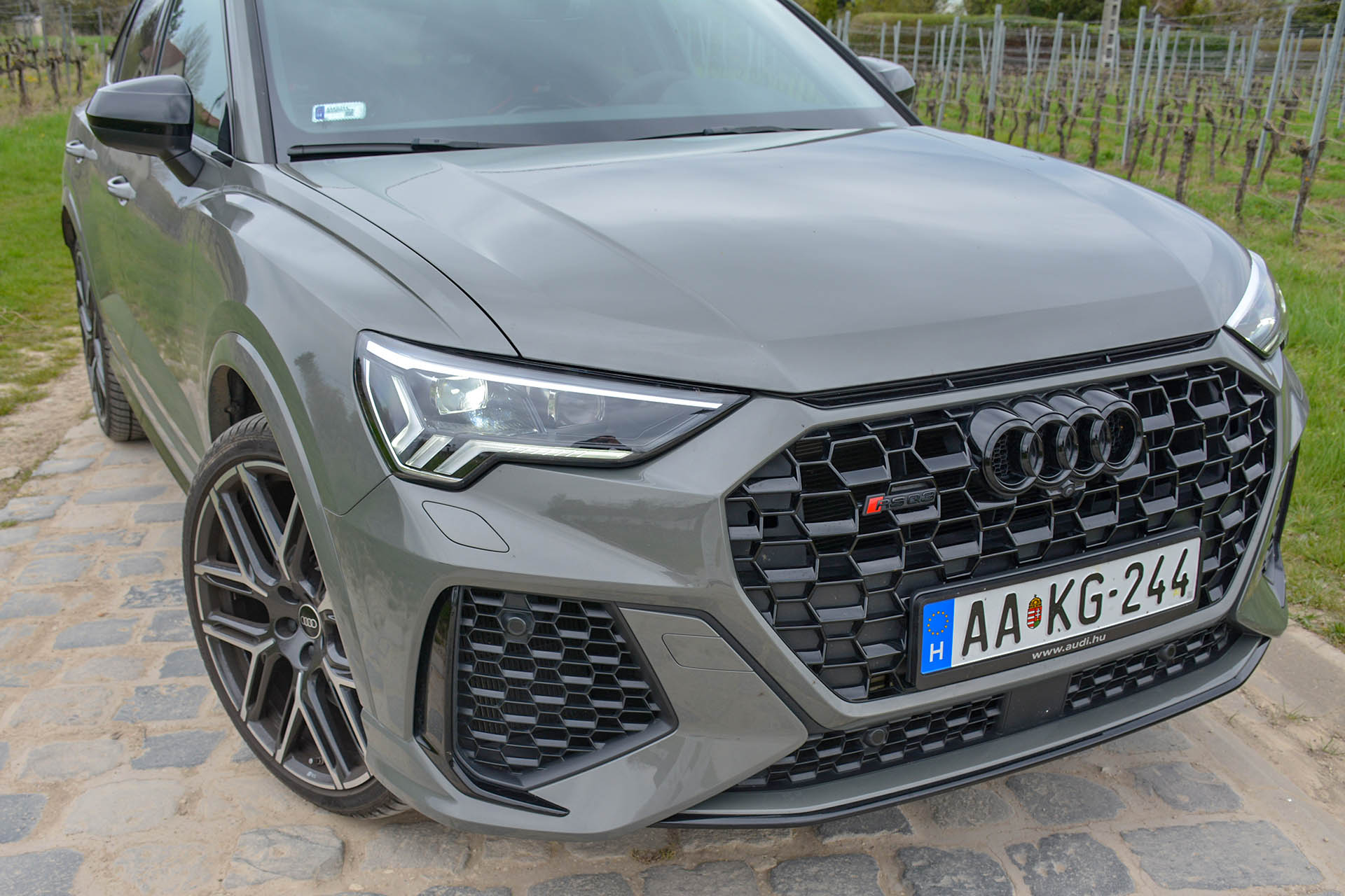 Audi RSQ3 Sportback 2024 12