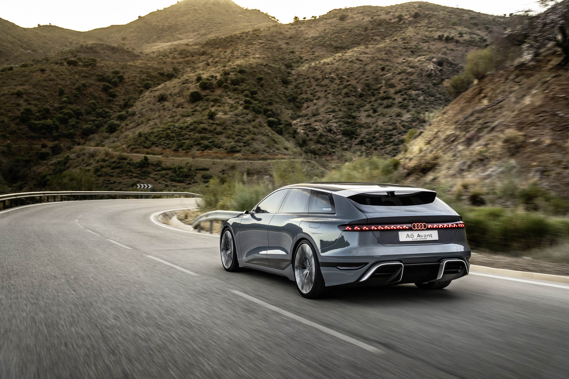 audia6avantetronconcept01
