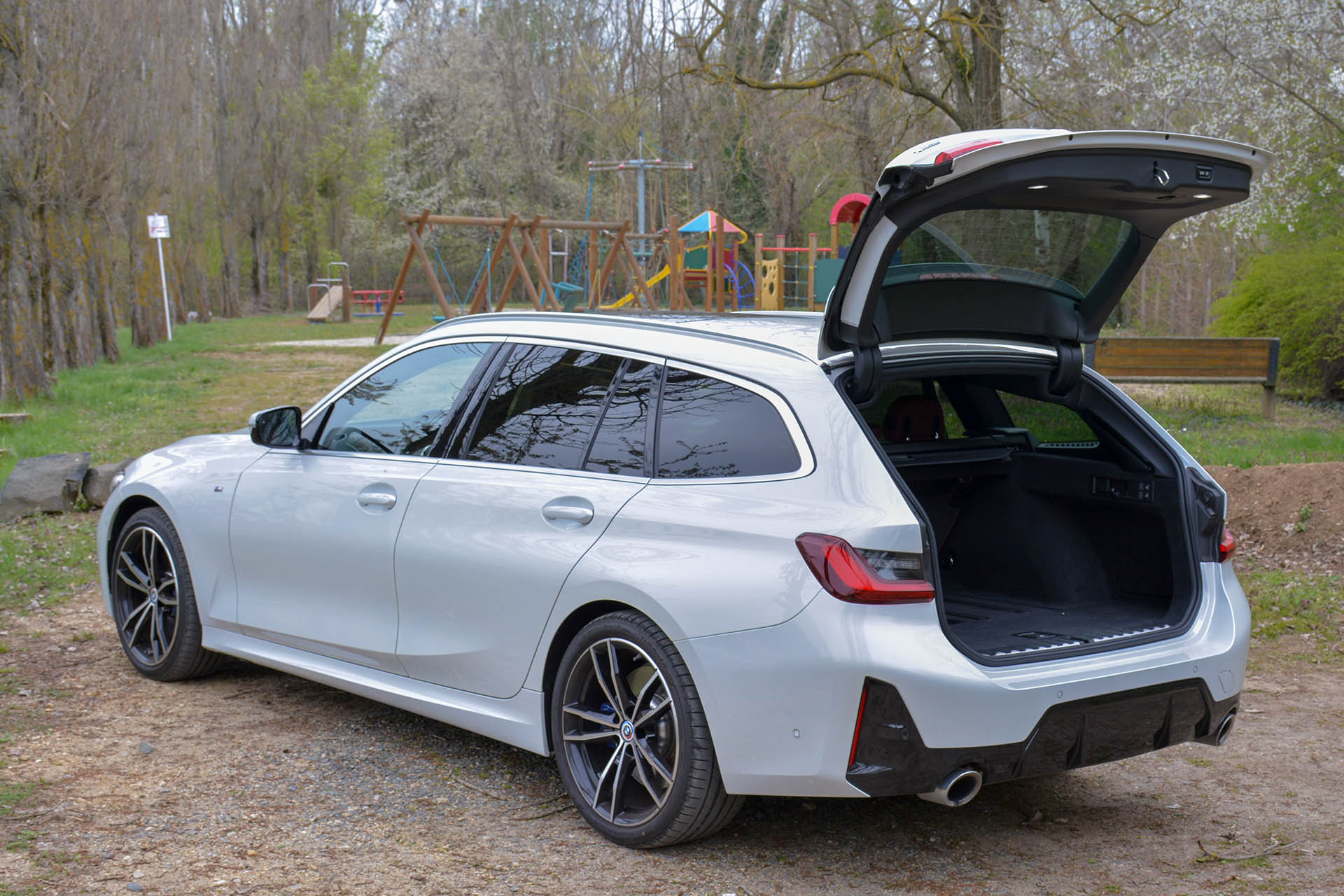 BMW 330d xDrive Touring 18