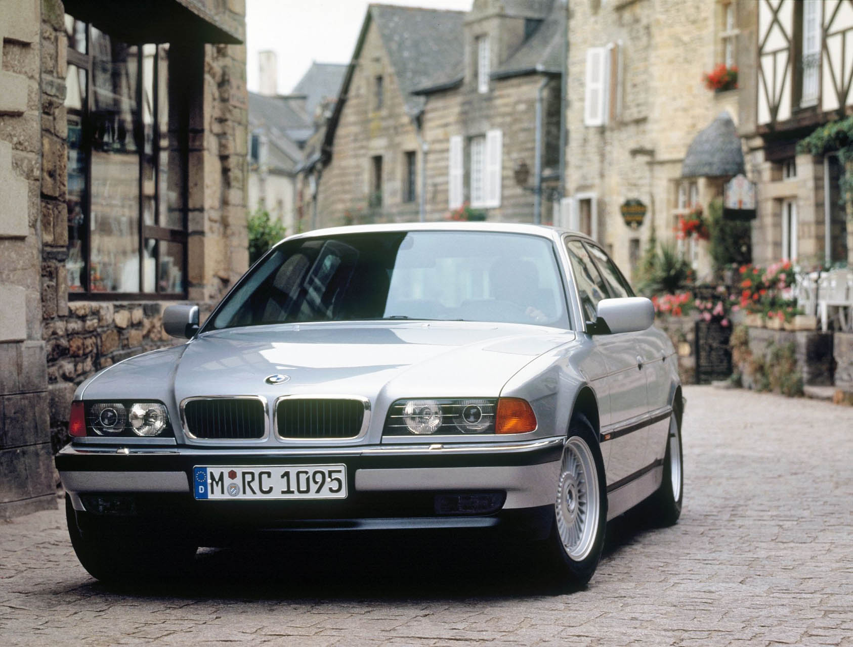 bmw7sorozat10