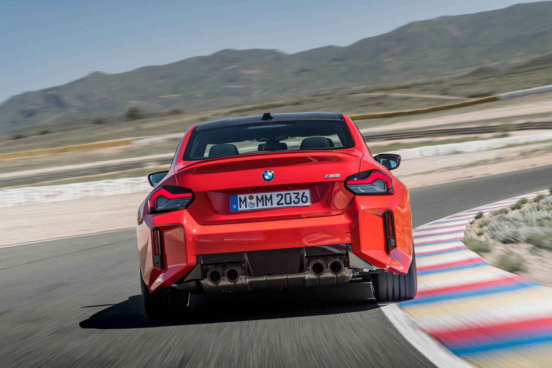 bmwm2-2022dzs