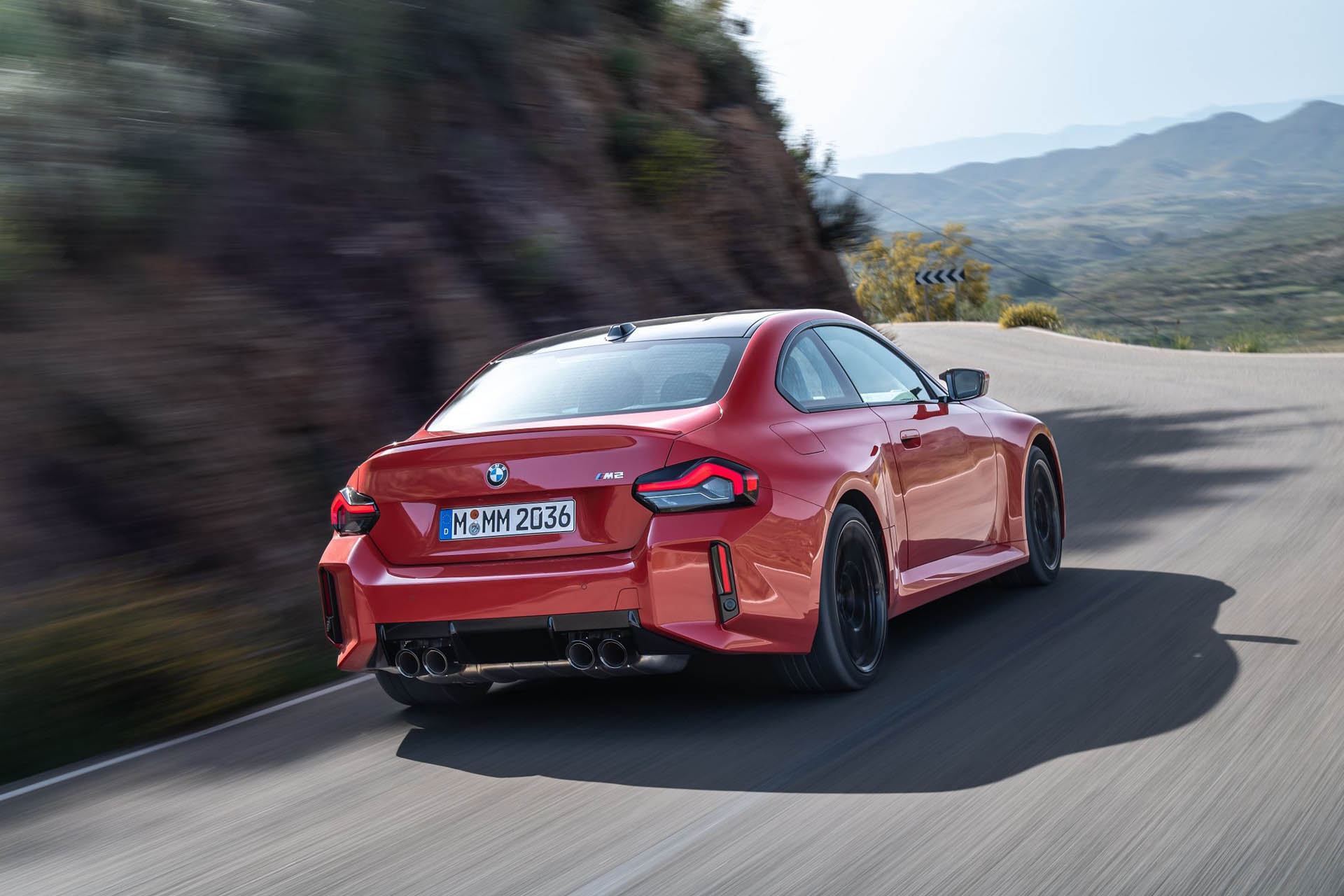 bmwm2-2022gy
