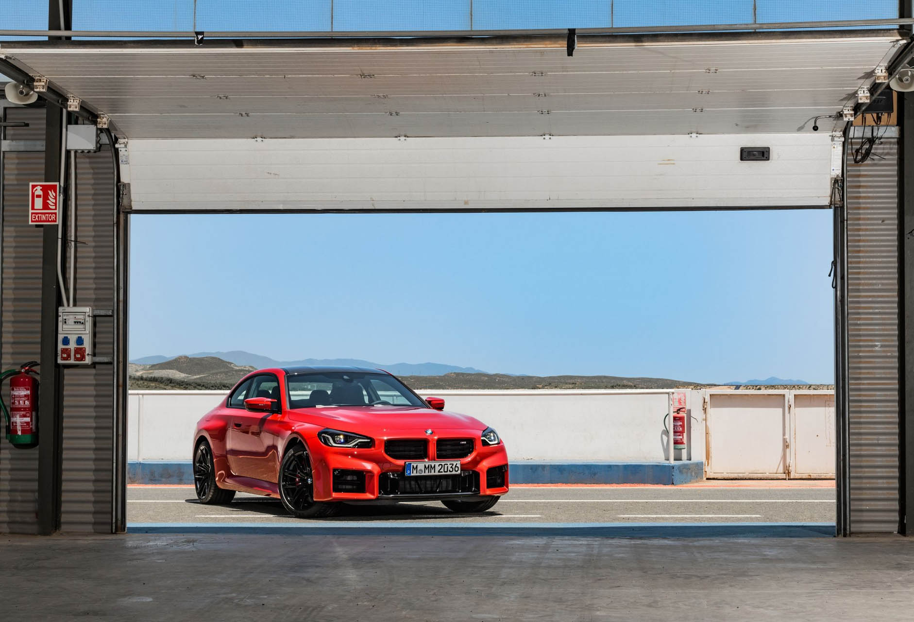 bmwm2-2022h01
