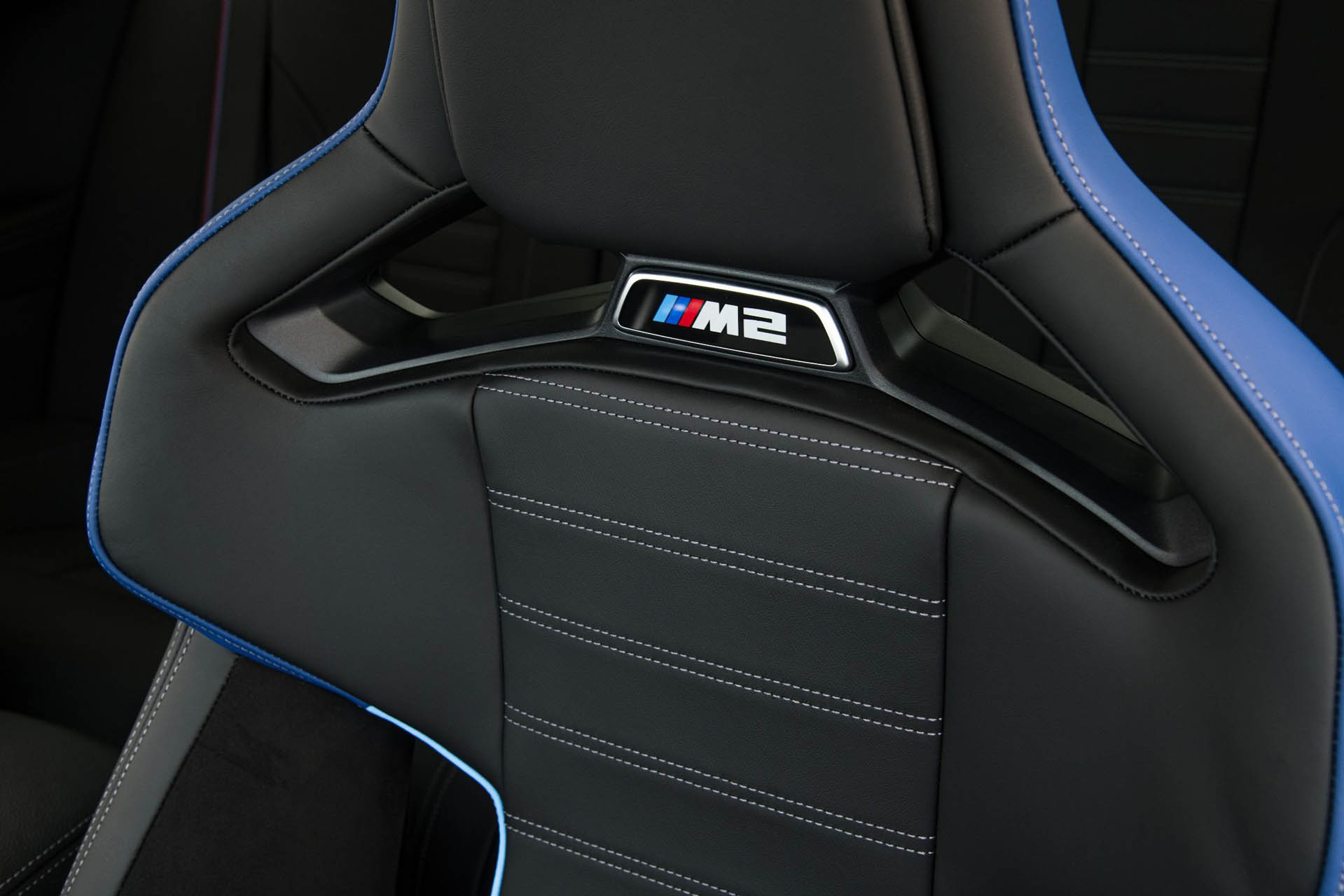 bmwm2-2022h02