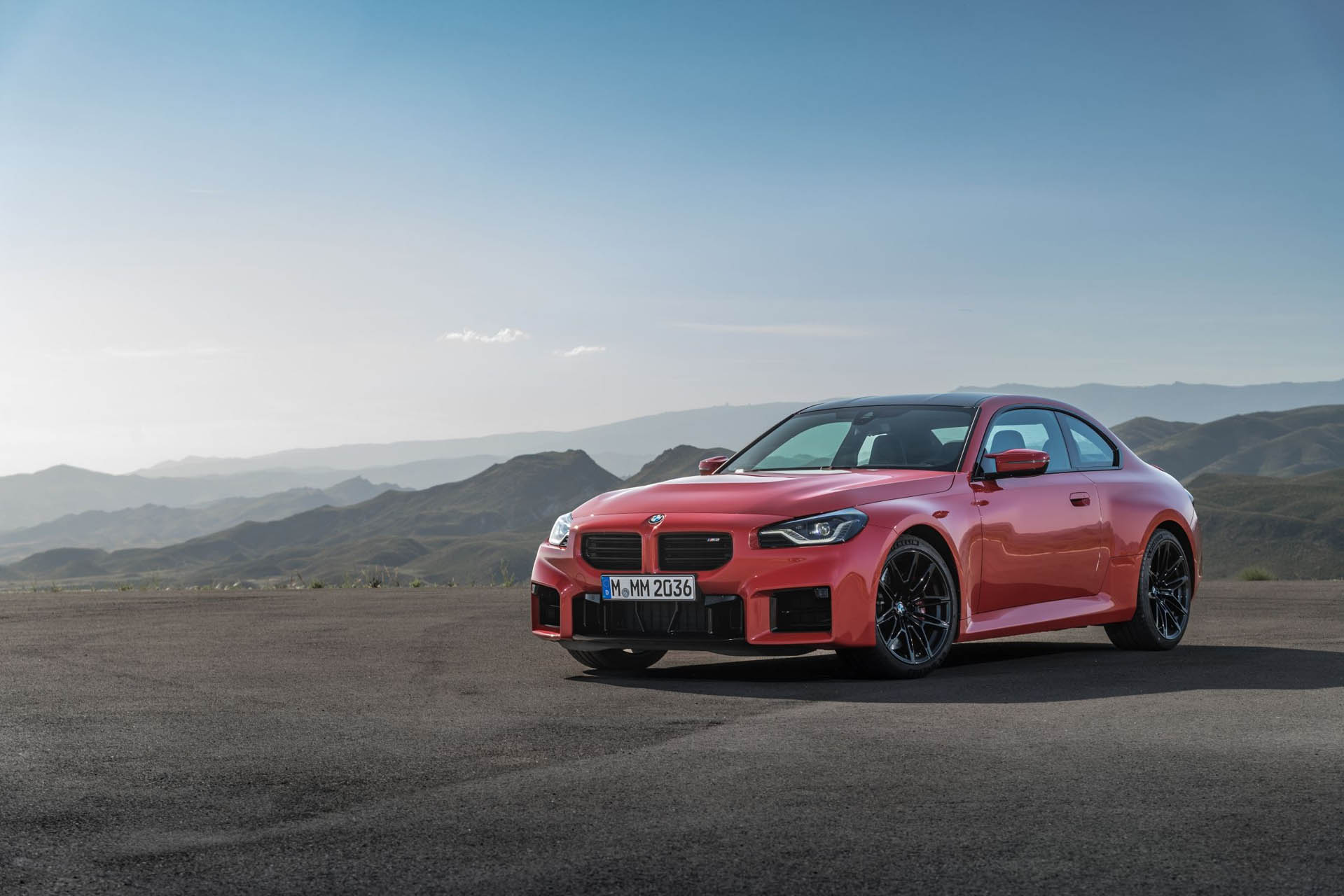 bmwm2-2022l01