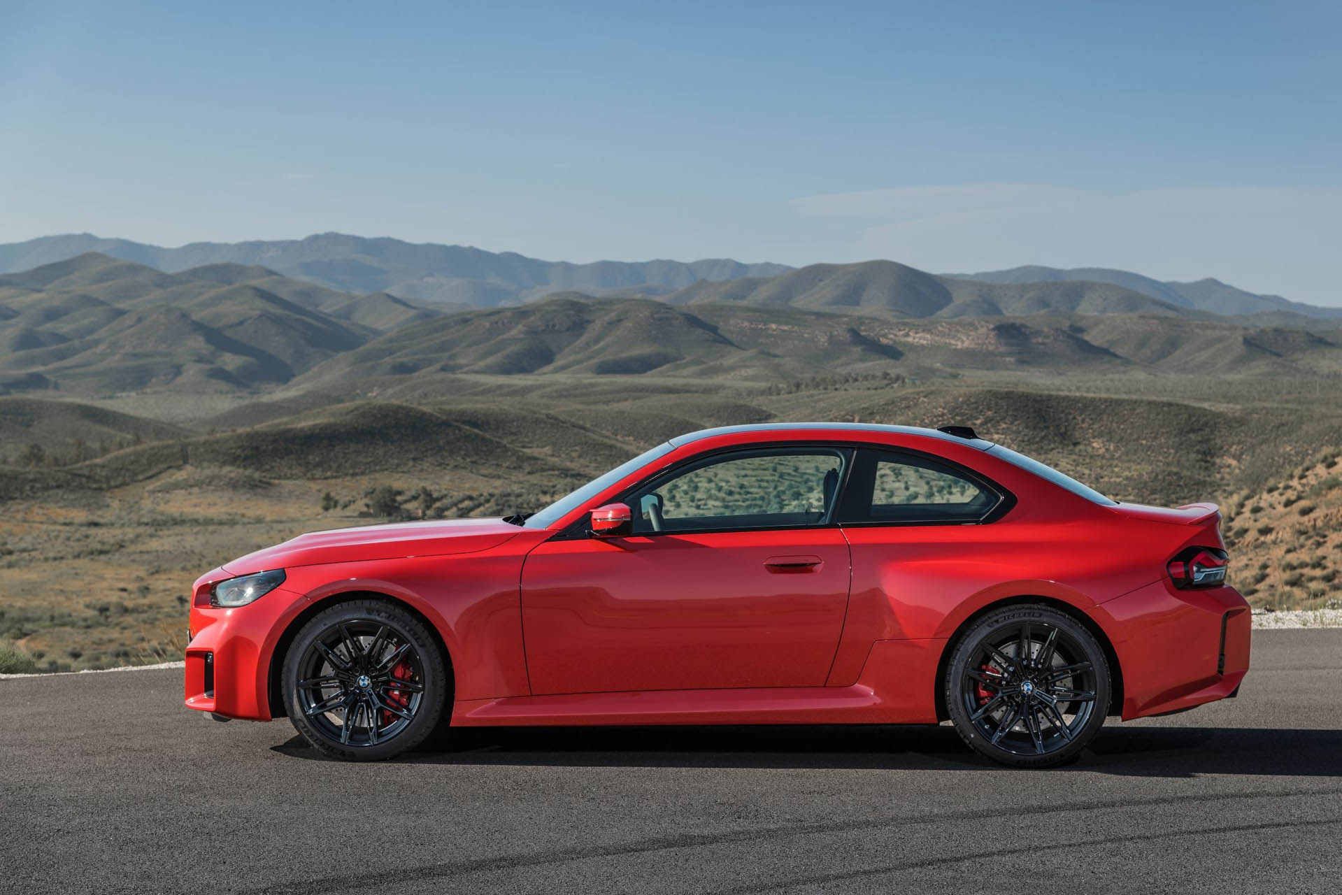 bmwm2-2022p01