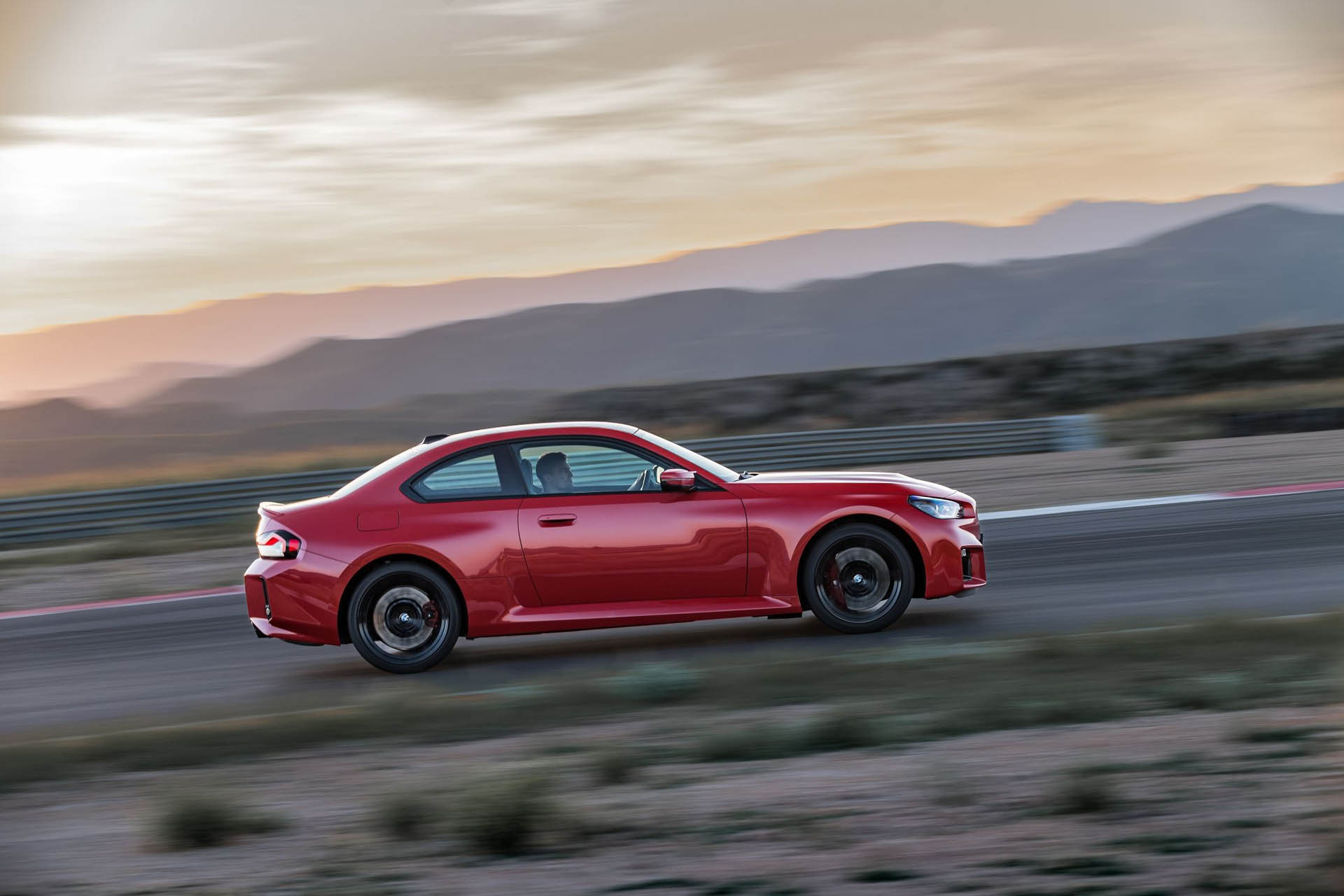 bmwm2-2022u