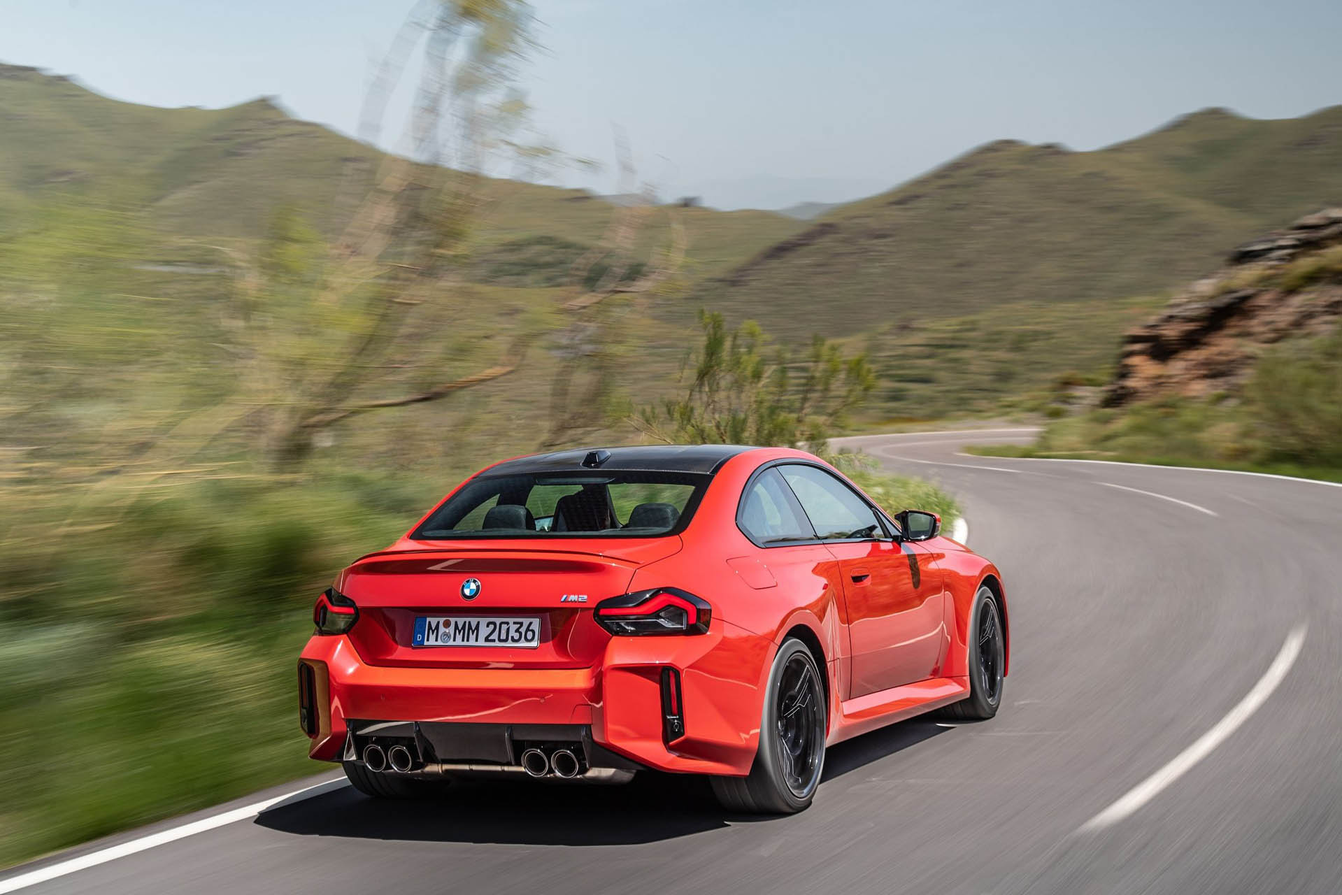 bmwm2-2022u01