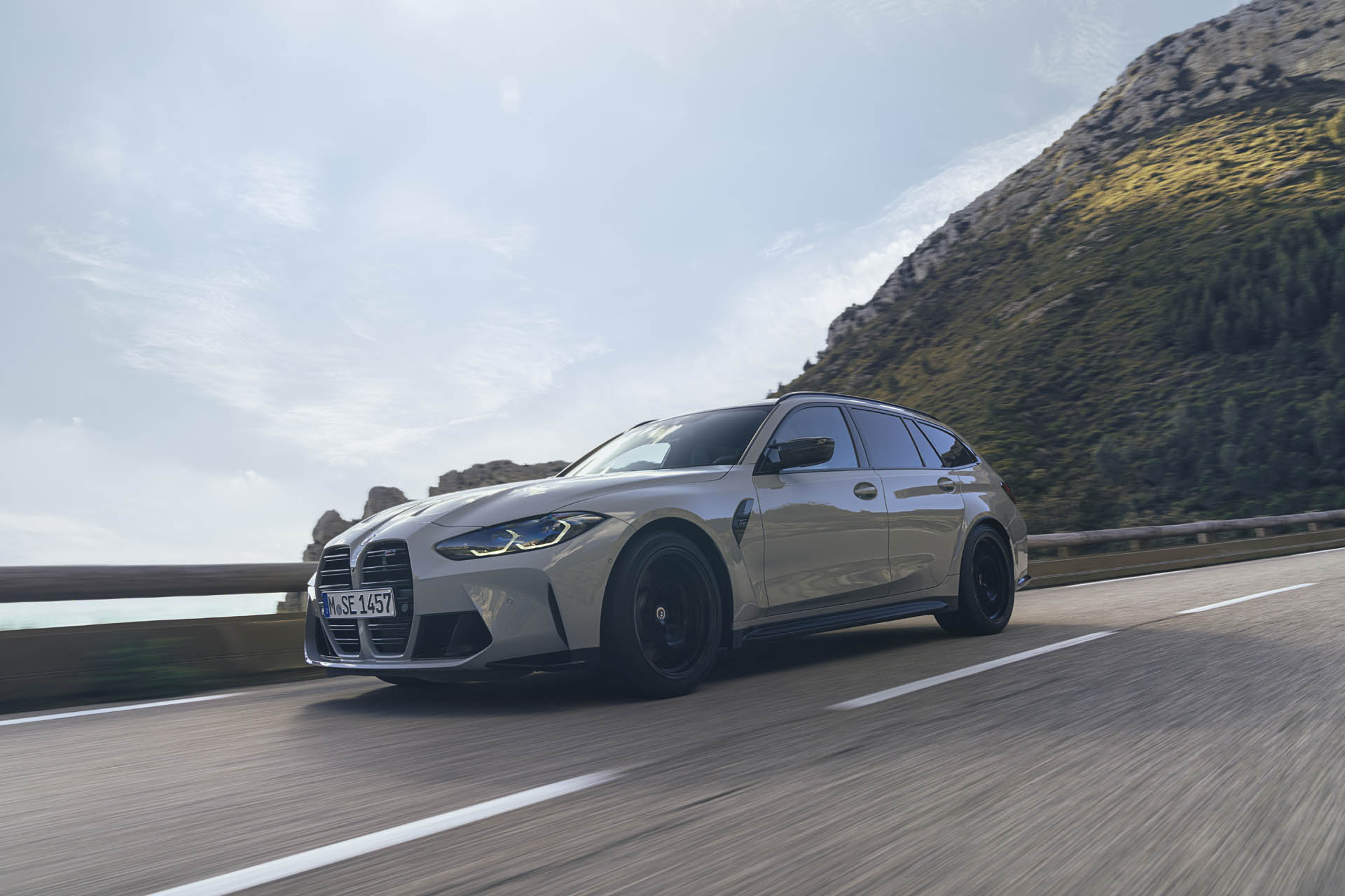bmwm3touring2022d