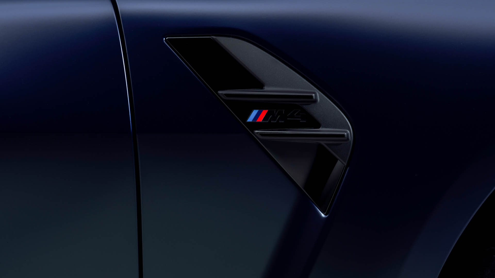 BMW M CS Edition VR46 Edition Style 07