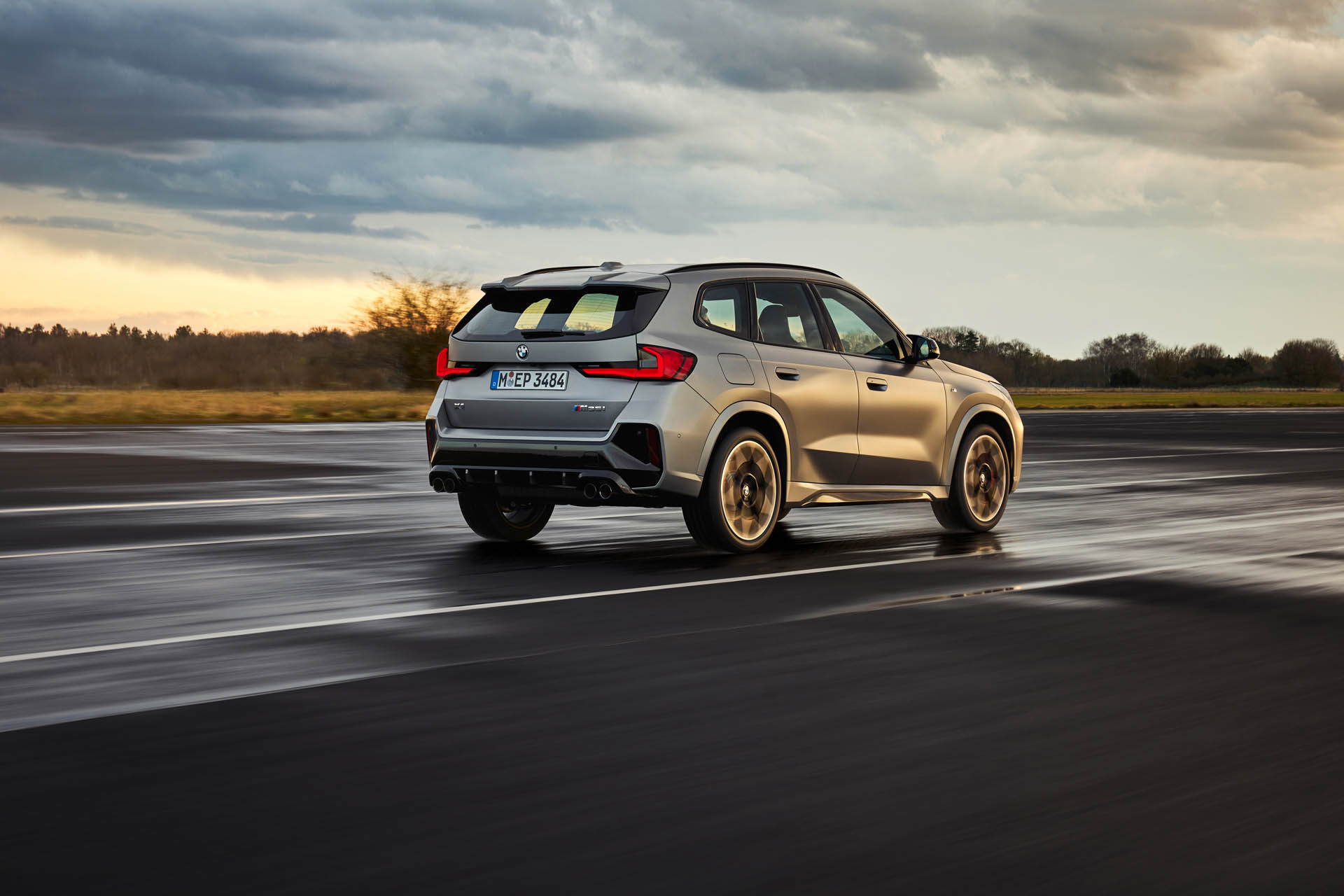 BMW X1 M35i 04
