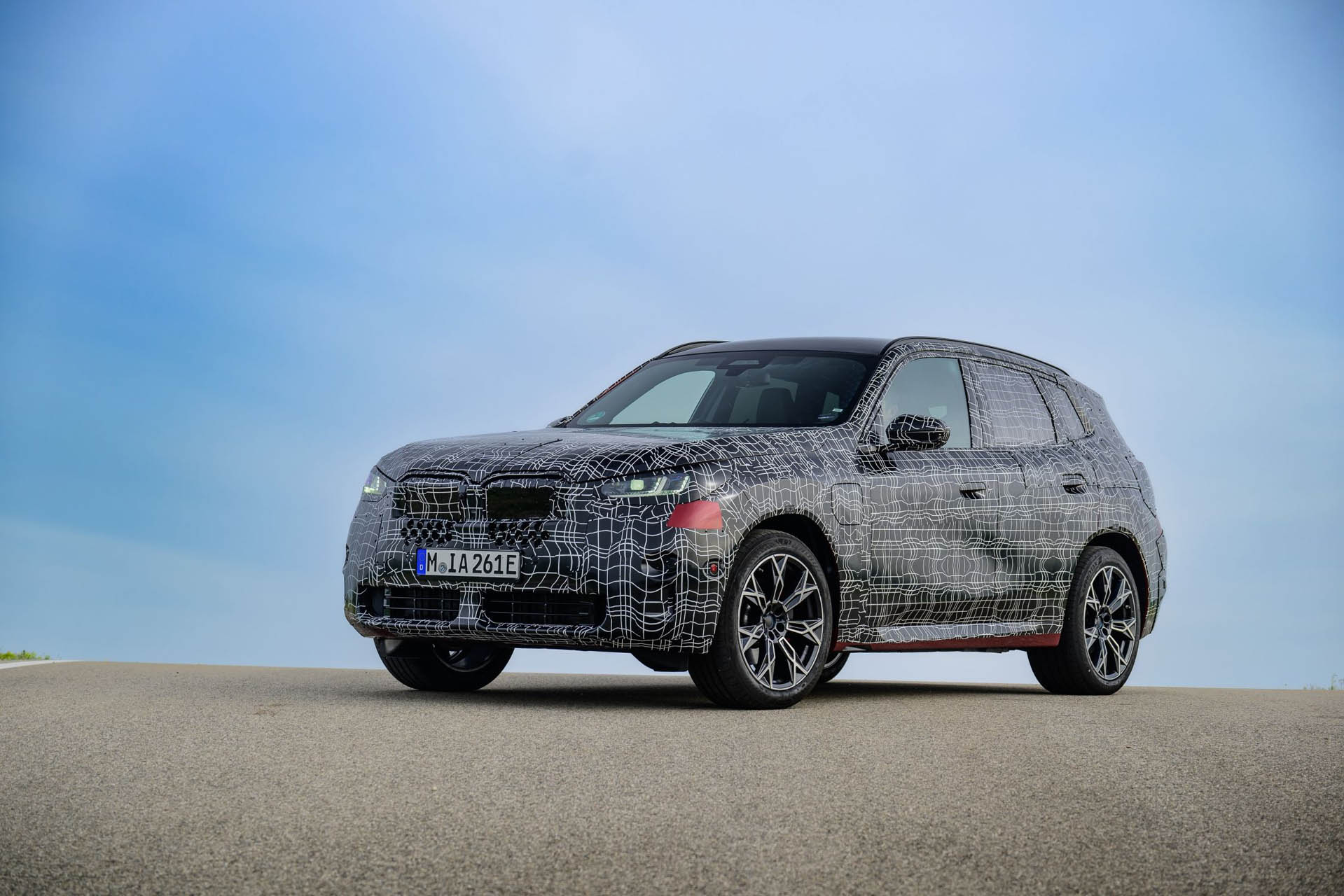BMW X3 2024 camouflage 01