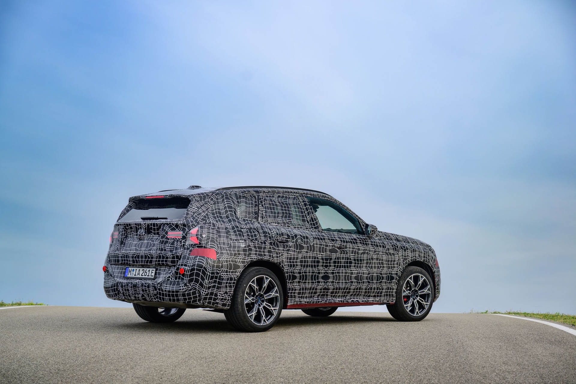 BMW X3 2024 camouflage 02