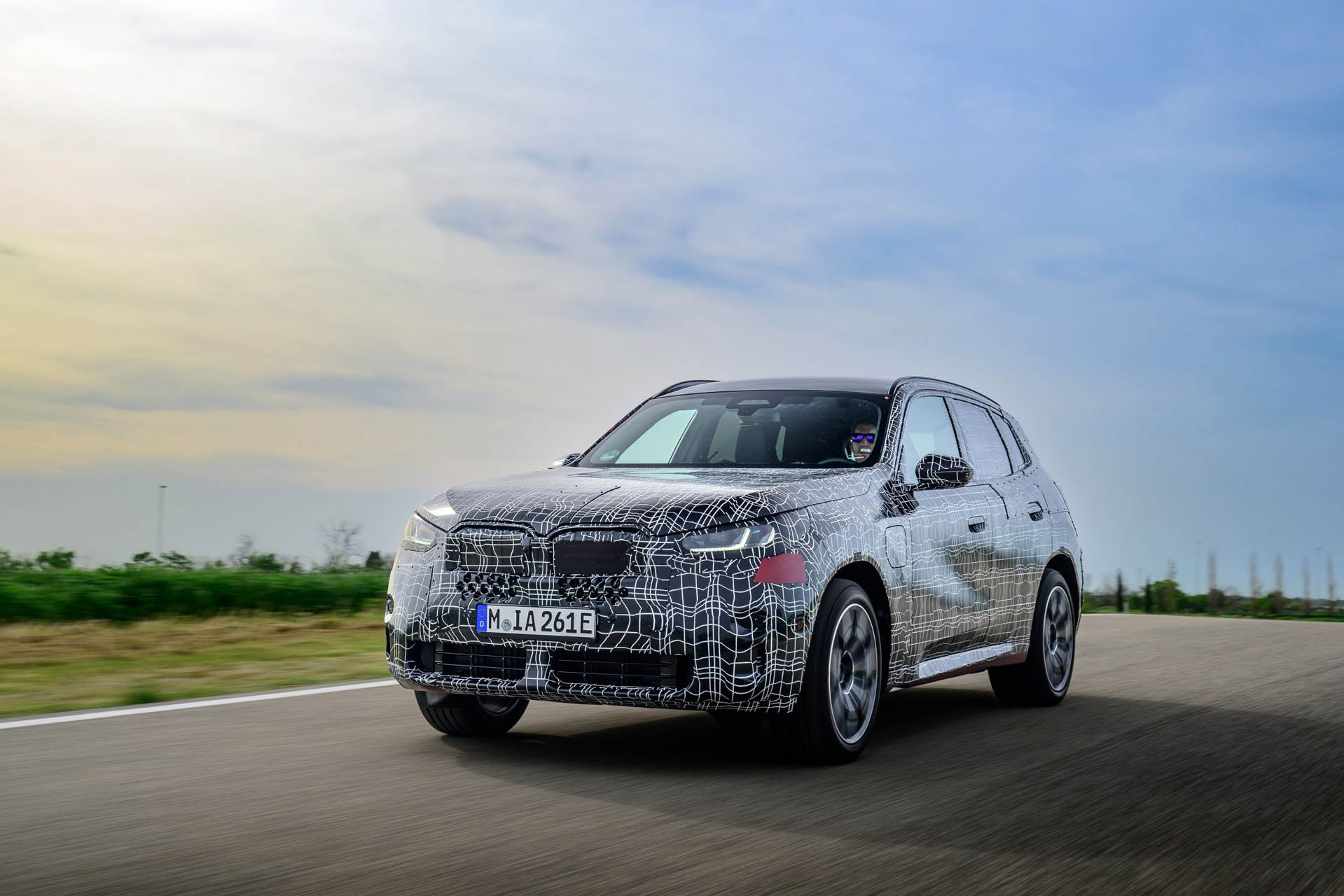 BMW X3 2024 camouflage 08