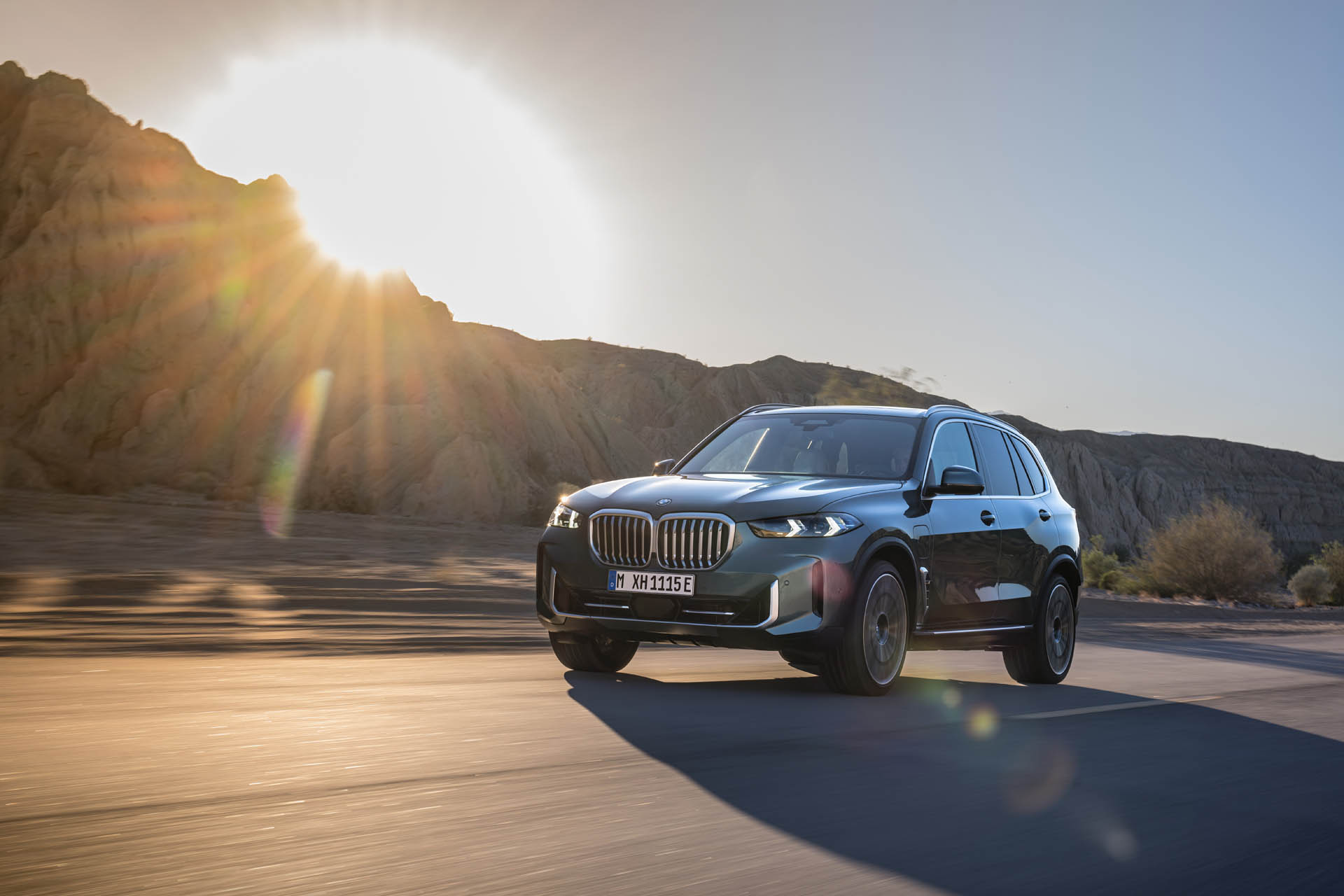 bmwx5-2023